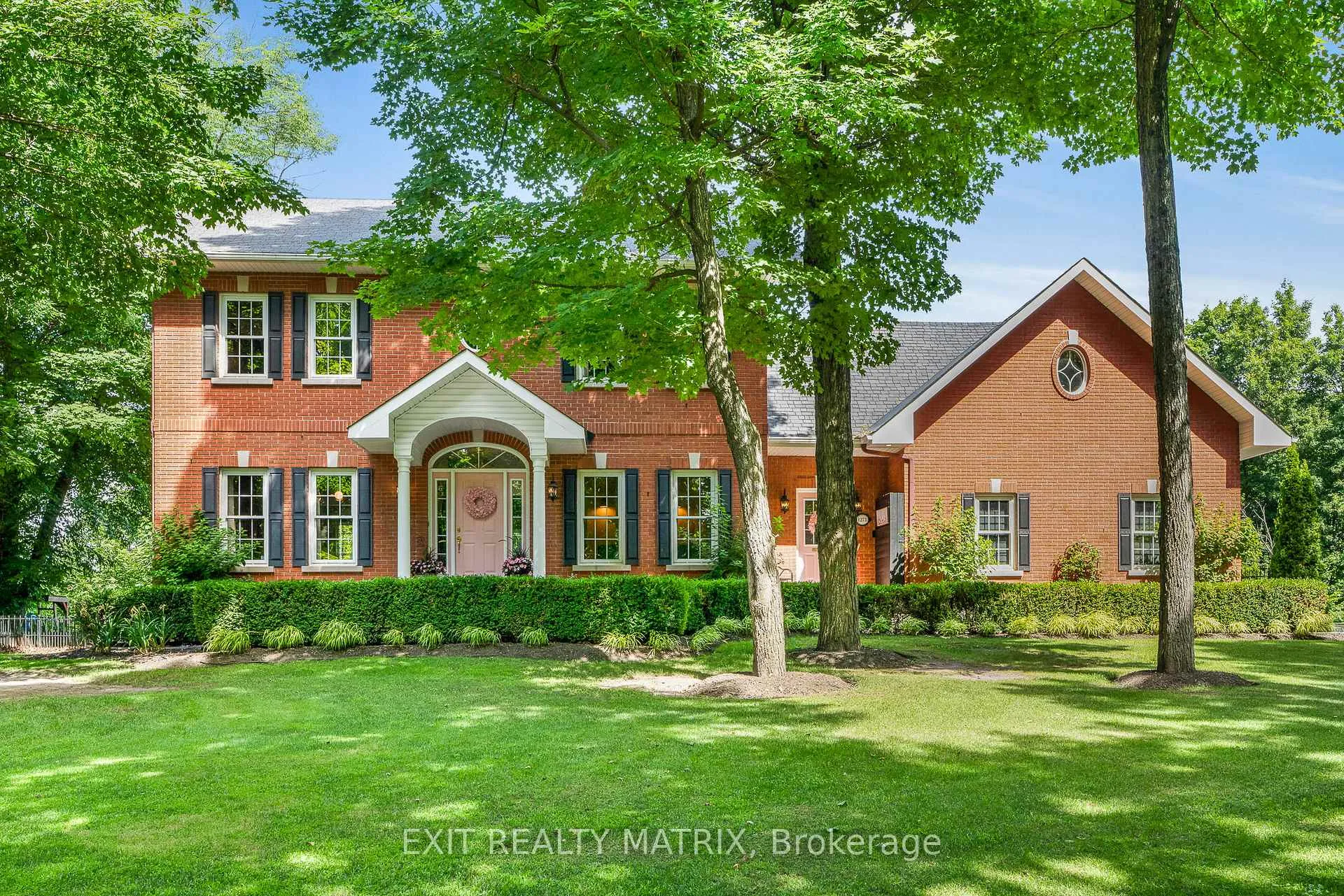 Photo 2 of 1271 Georges Vanier Drive, Ottawa, Cumberland Ridge — HOMEH