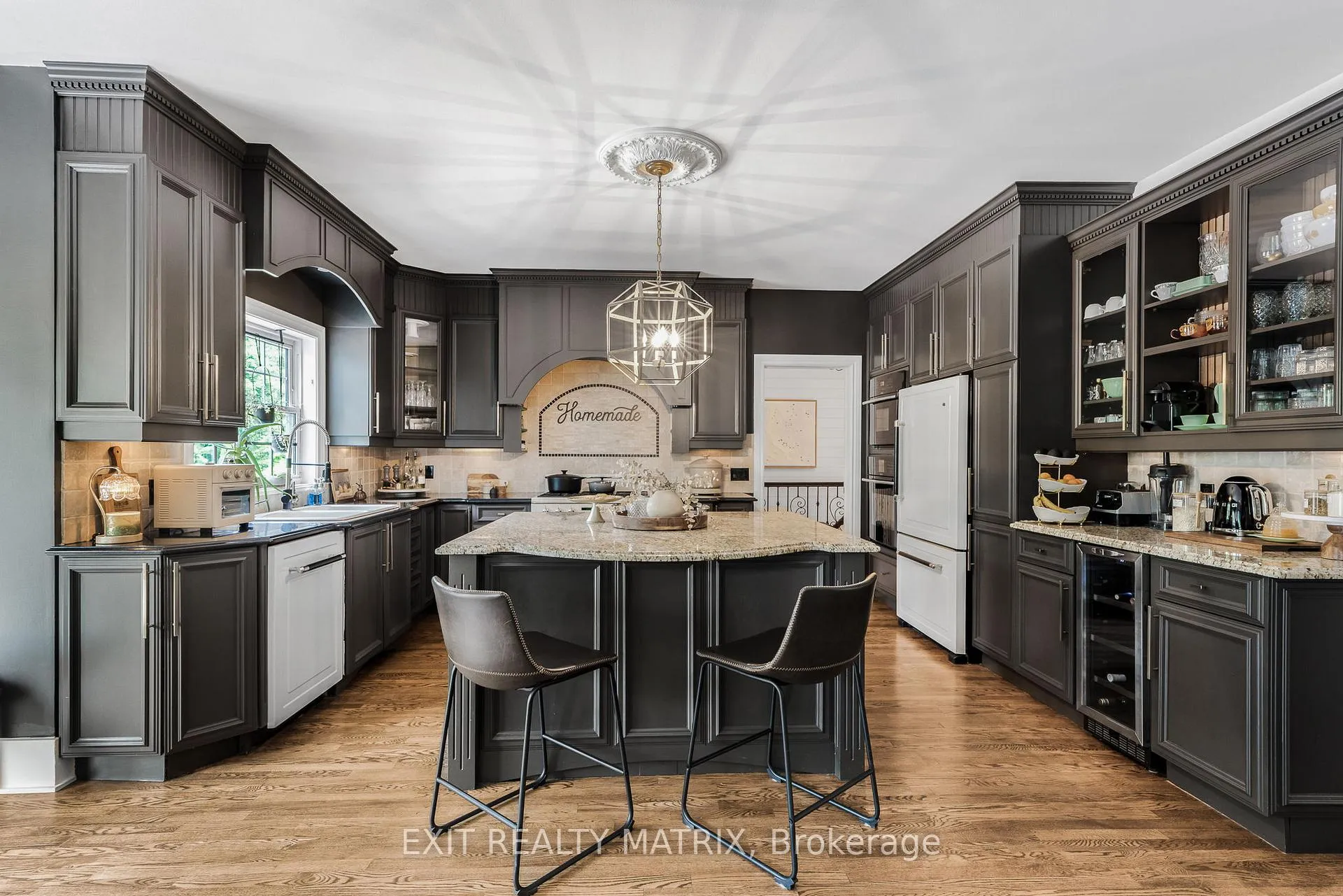 Photo 8 of 1271 Georges Vanier Drive, Ottawa, Cumberland Ridge — HOMEH