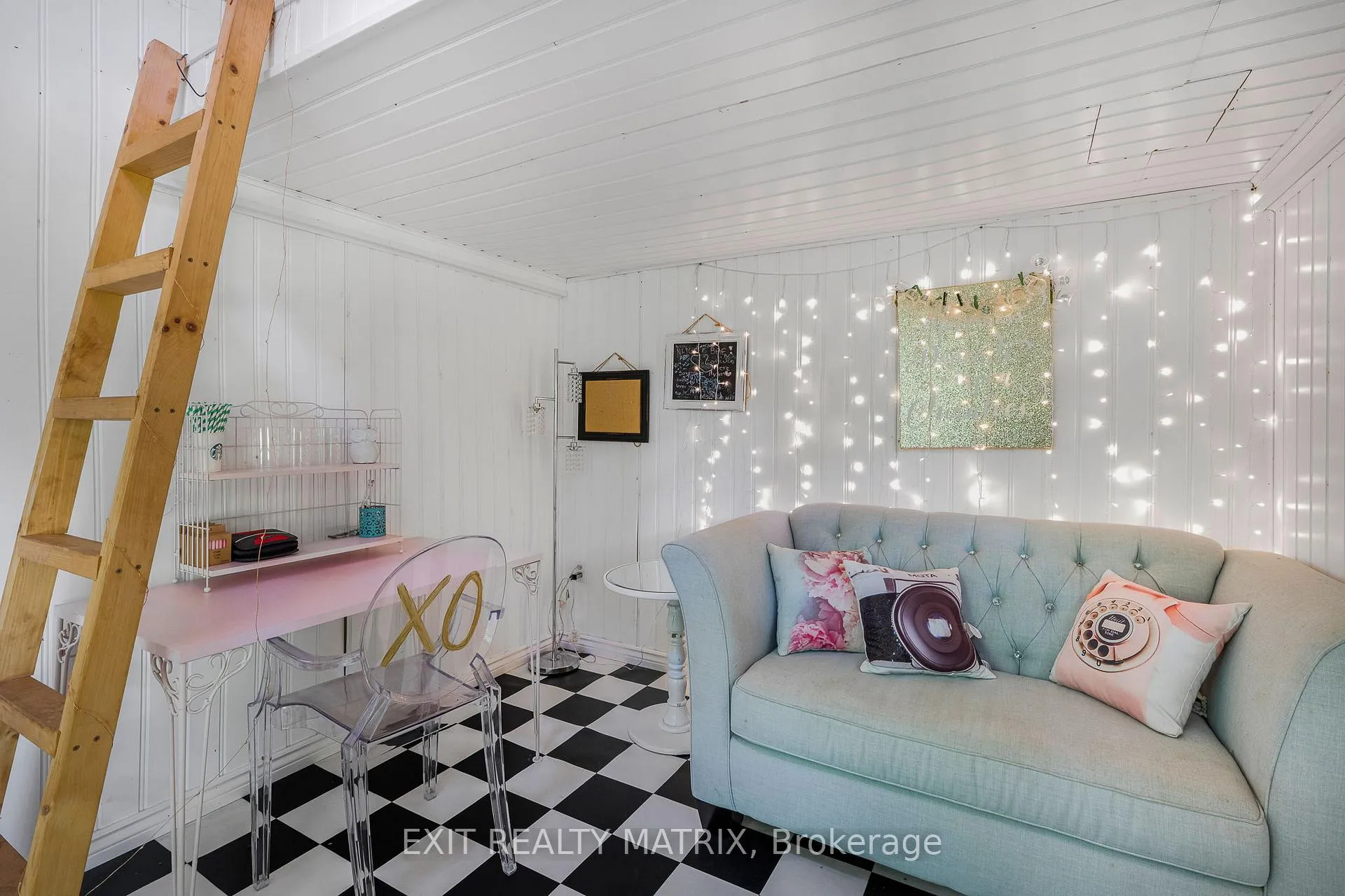 Photo 33 of 1271 Georges Vanier Drive, Ottawa, Cumberland Ridge — HOMEH