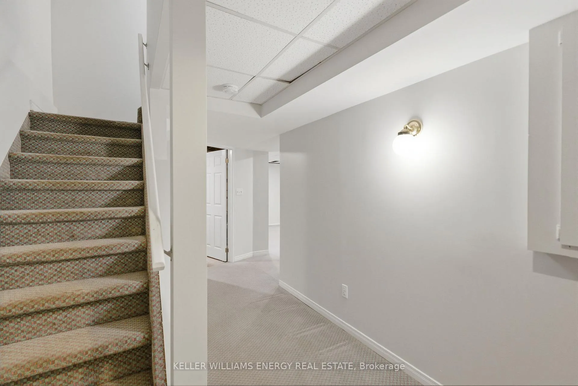 Photo 39 of 49 Cecil Found Crescent, Clarington, Courtice — HOMEH