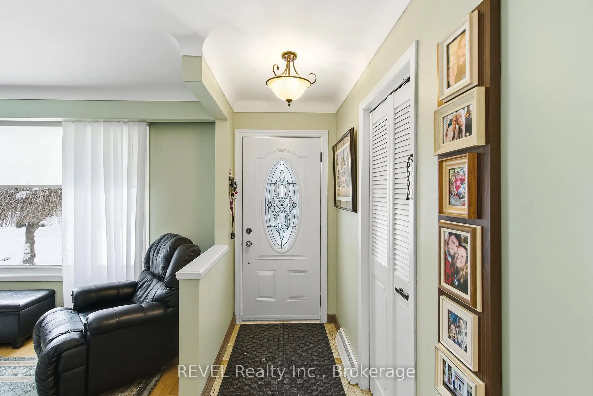 Photo 8 of 8257 Post Road, Niagara Falls, Ascot — HOMEH