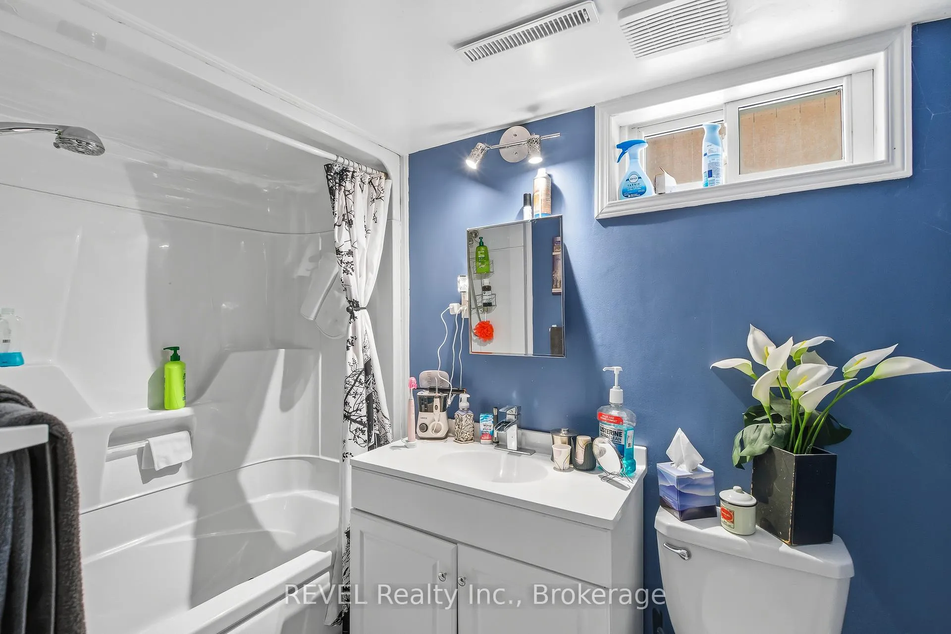Photo 20 of 8257 Post Road, Niagara Falls, Ascot — HOMEH