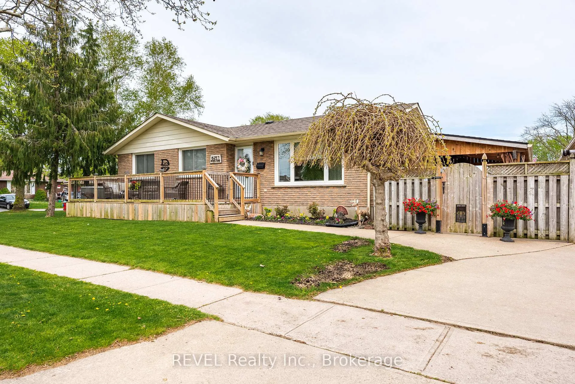 Photo 28 of 8257 Post Road, Niagara Falls, Ascot — HOMEH
