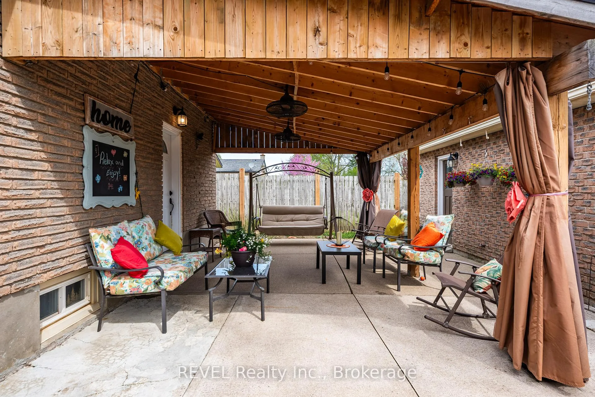 Photo 33 of 8257 Post Road, Niagara Falls, Ascot — HOMEH