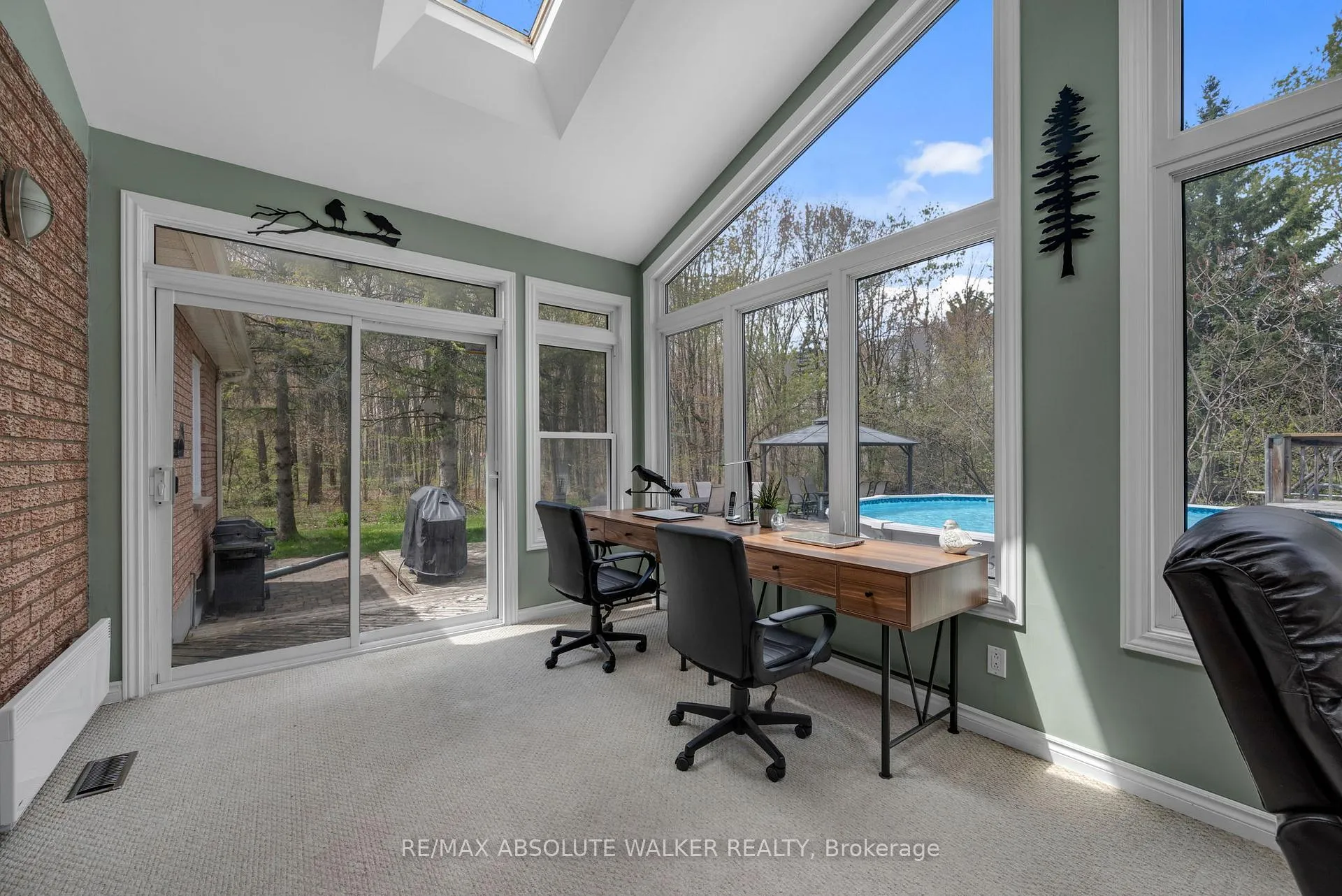 Photo 16 of 760 Canary Street, Ottawa, Navan — HOMEH