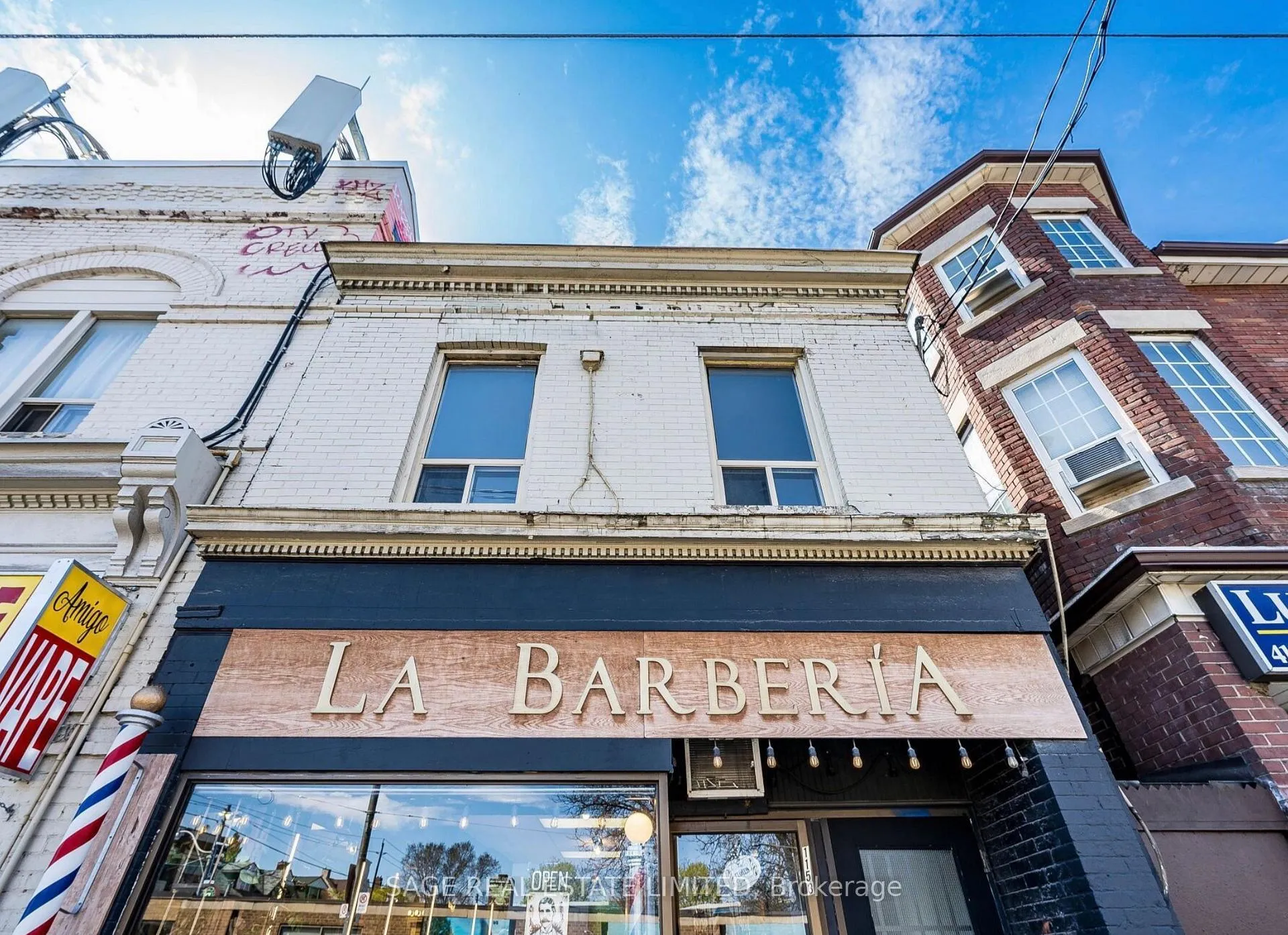 Photo 17 of Unit Upper, 1153 Dundas Street W, Toronto, Trinity-Bellwoods — HOMEH