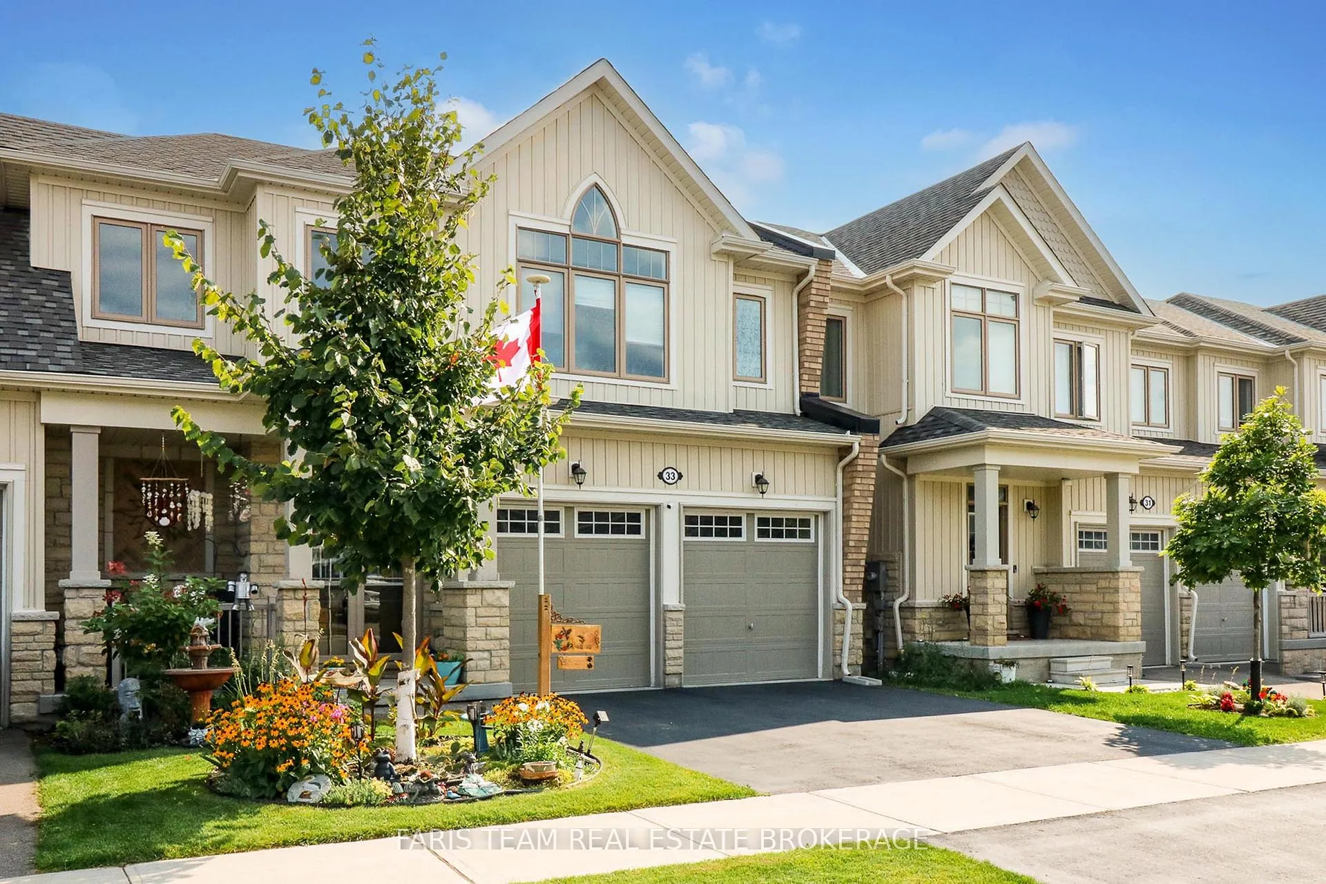 Photo 3 of 33 Bianca Crescent, Wasaga Beach — HOMEH