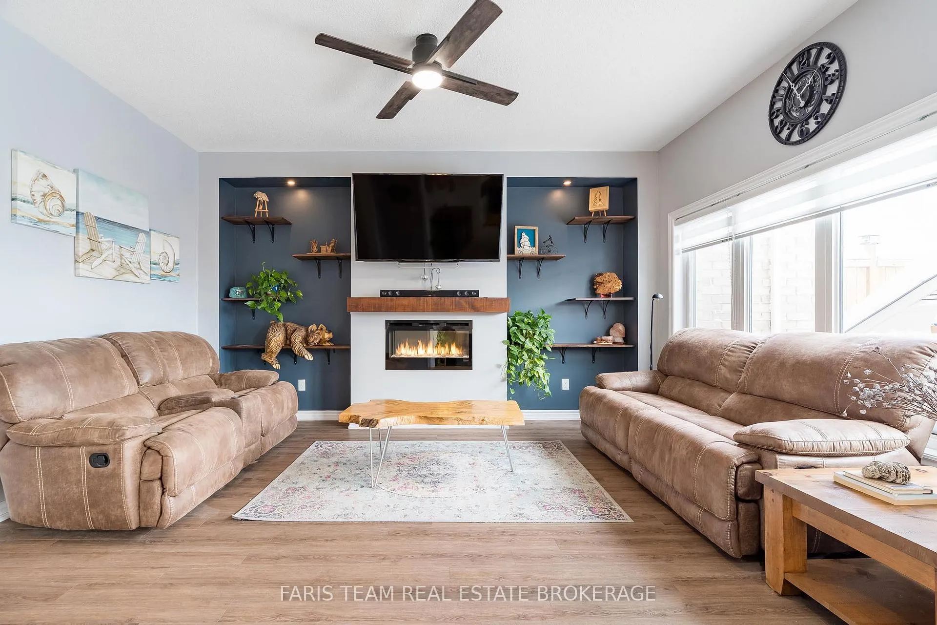 Photo 17 of 33 Bianca Crescent, Wasaga Beach — HOMEH