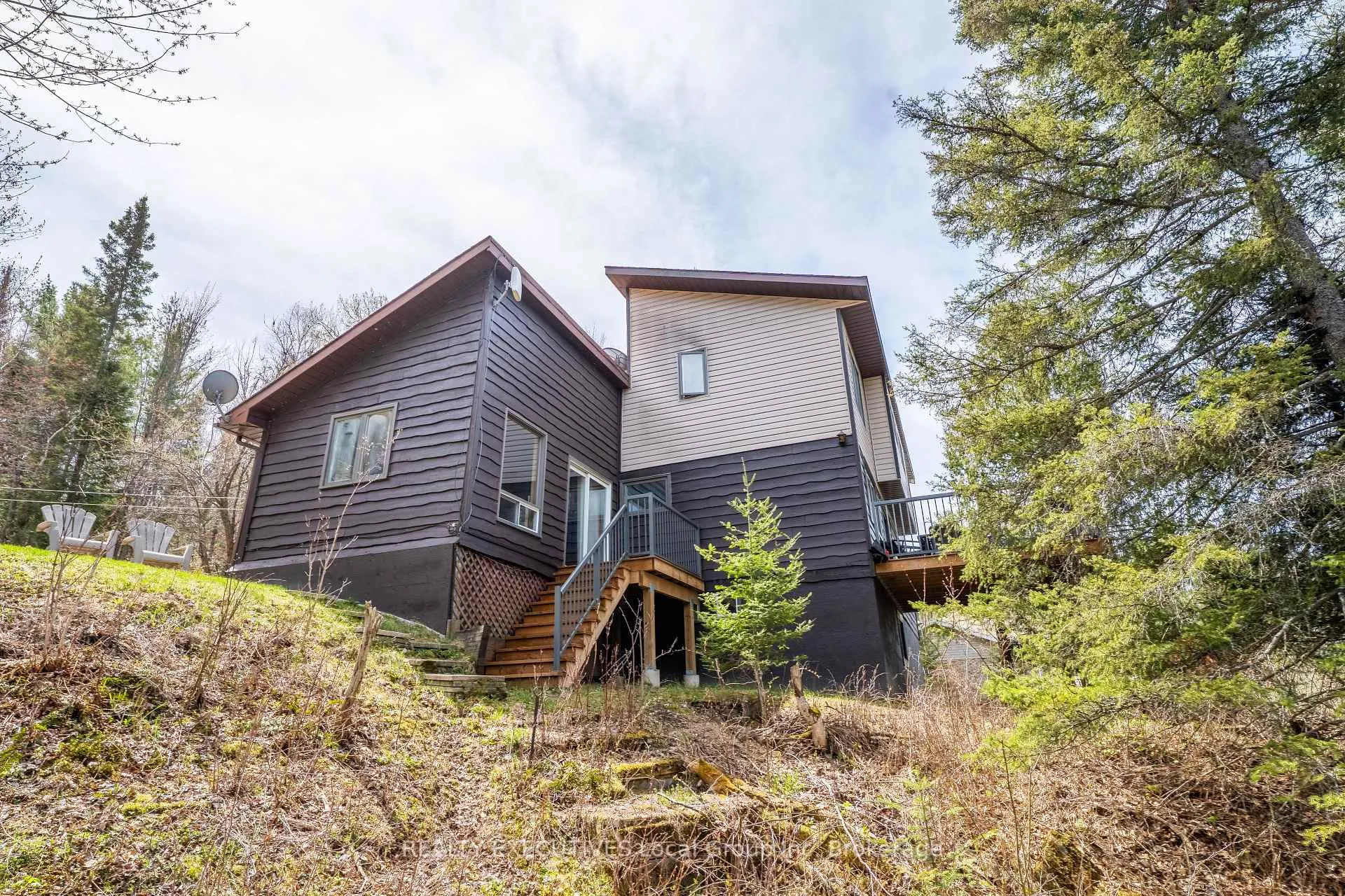 Photo 7 of 410 Pinecreek Crescent, Callander — HOMEH