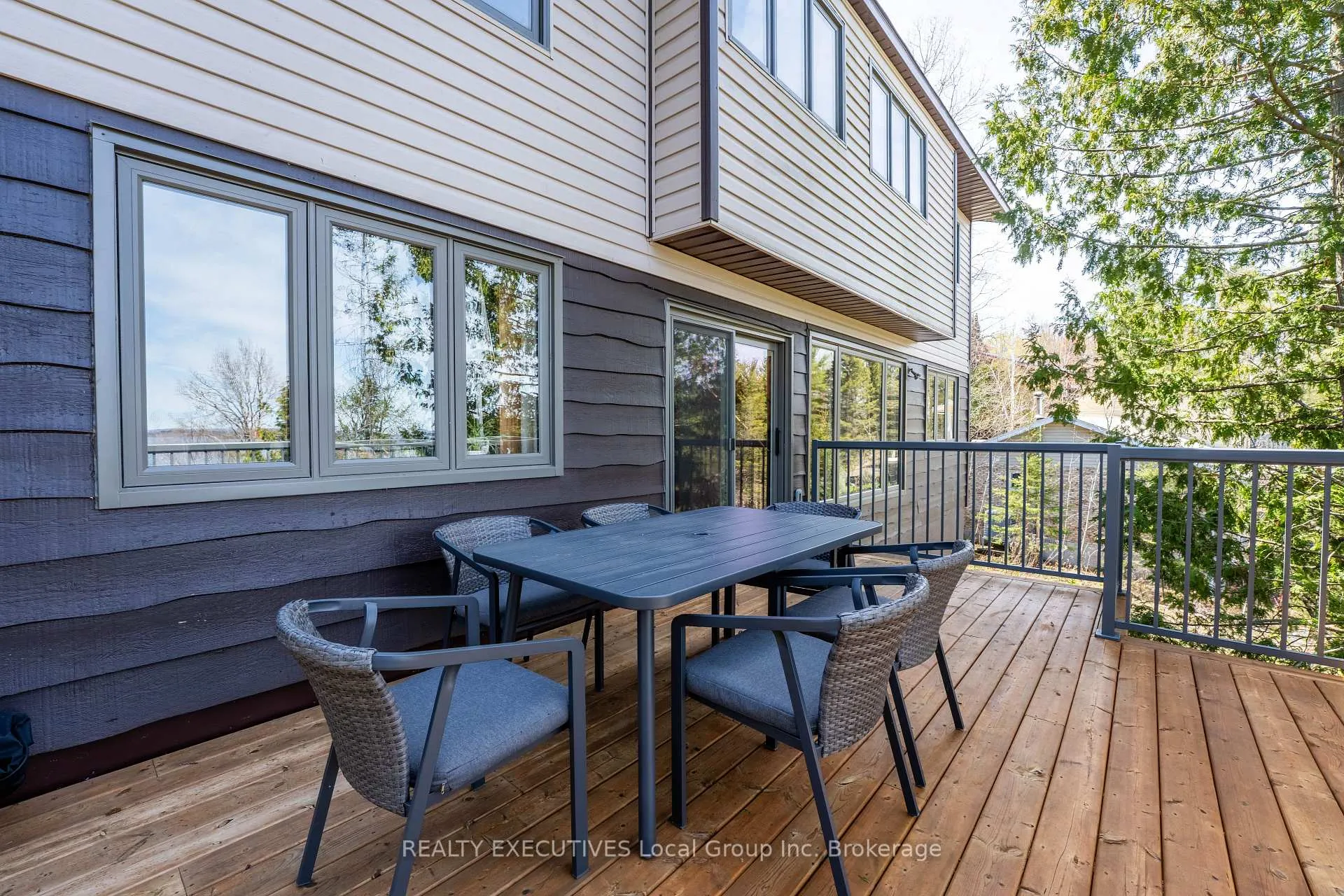 Photo 14 of 410 Pinecreek Crescent, Callander — HOMEH