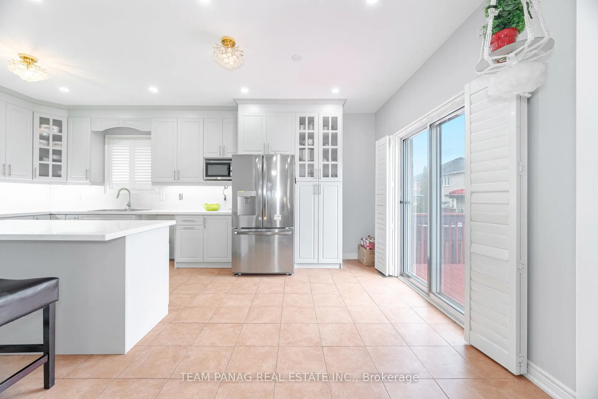 Photo 10 of 8 Goreridge Crescent, Brampton, Bram East — HOMEH