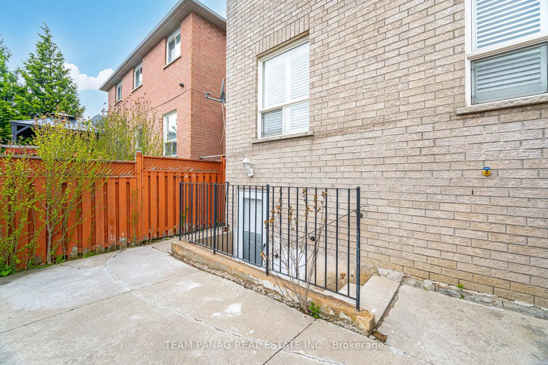 Photo 34 of 8 Goreridge Crescent, Brampton, Bram East — HOMEH