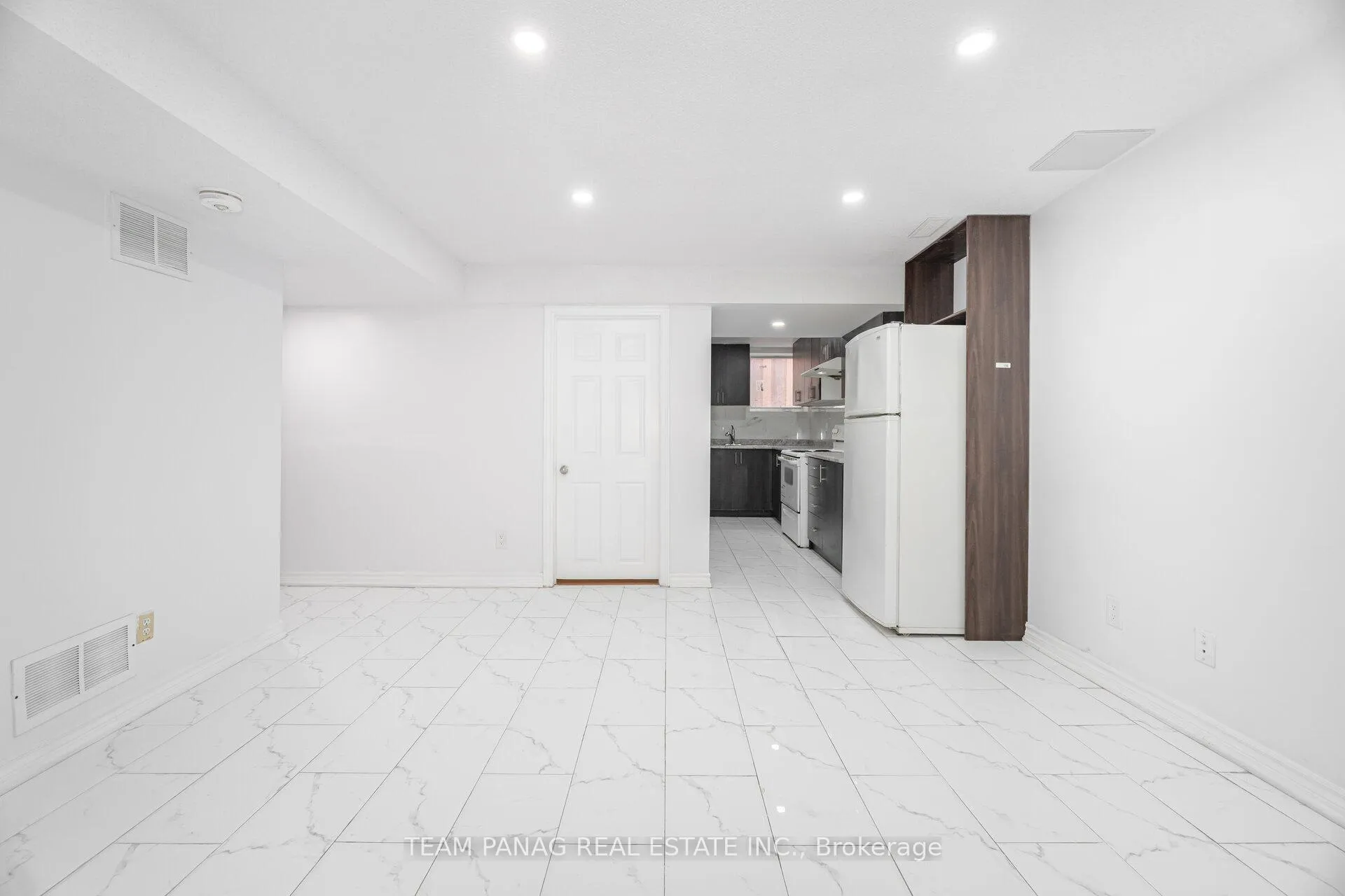 Photo 38 of 8 Goreridge Crescent, Brampton, Bram East — HOMEH