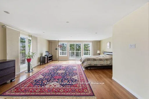 Photo 17 of 23 Riverbrook Road, Ottawa, Arlington Woods — HOMEH
