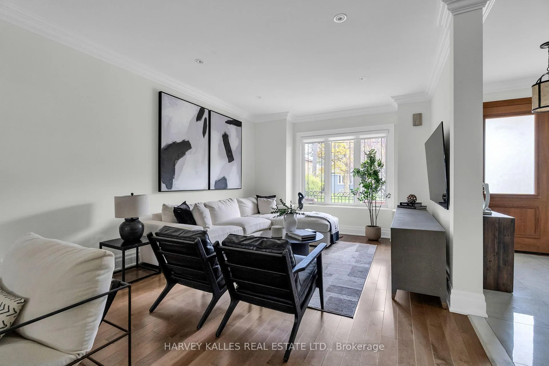 Photo 6 of 80 Lynnhaven Road, Toronto, Englemount-Lawrence — HOMEH