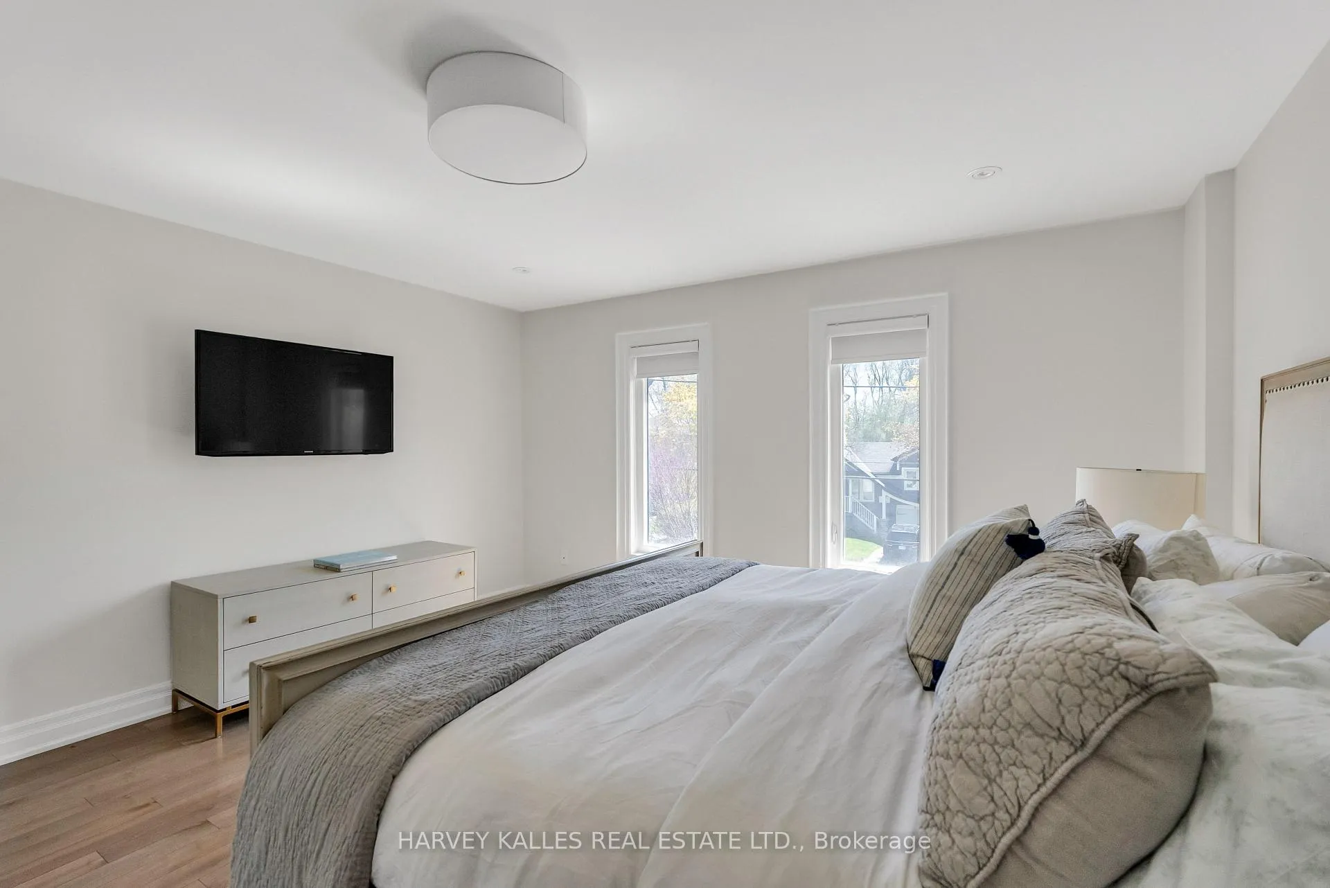 Photo 31 of 80 Lynnhaven Road, Toronto, Englemount-Lawrence — HOMEH