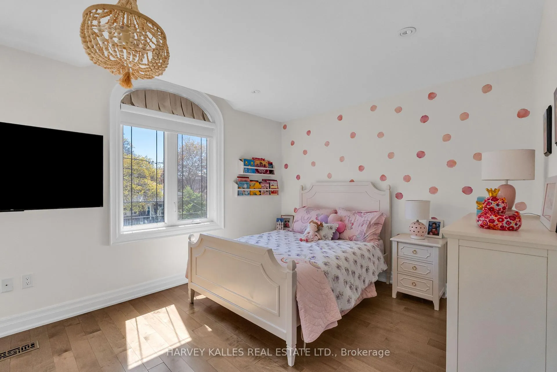 Photo 32 of 80 Lynnhaven Road, Toronto, Englemount-Lawrence — HOMEH