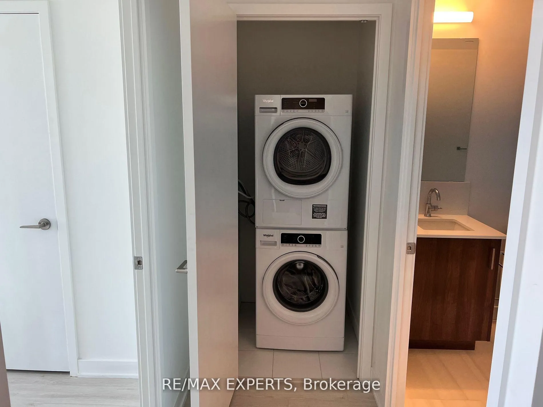 Photo 14 of Unit 605, 681 Yonge Street, Barrie, Painswick South — HOMEH