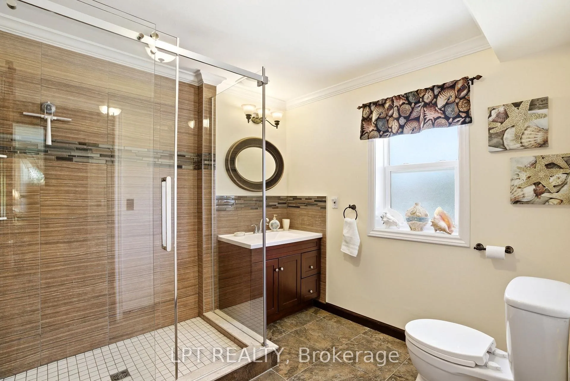 Photo 17 of 9996 Huron Street, Lambton Shores, Port Franks — HOMEH