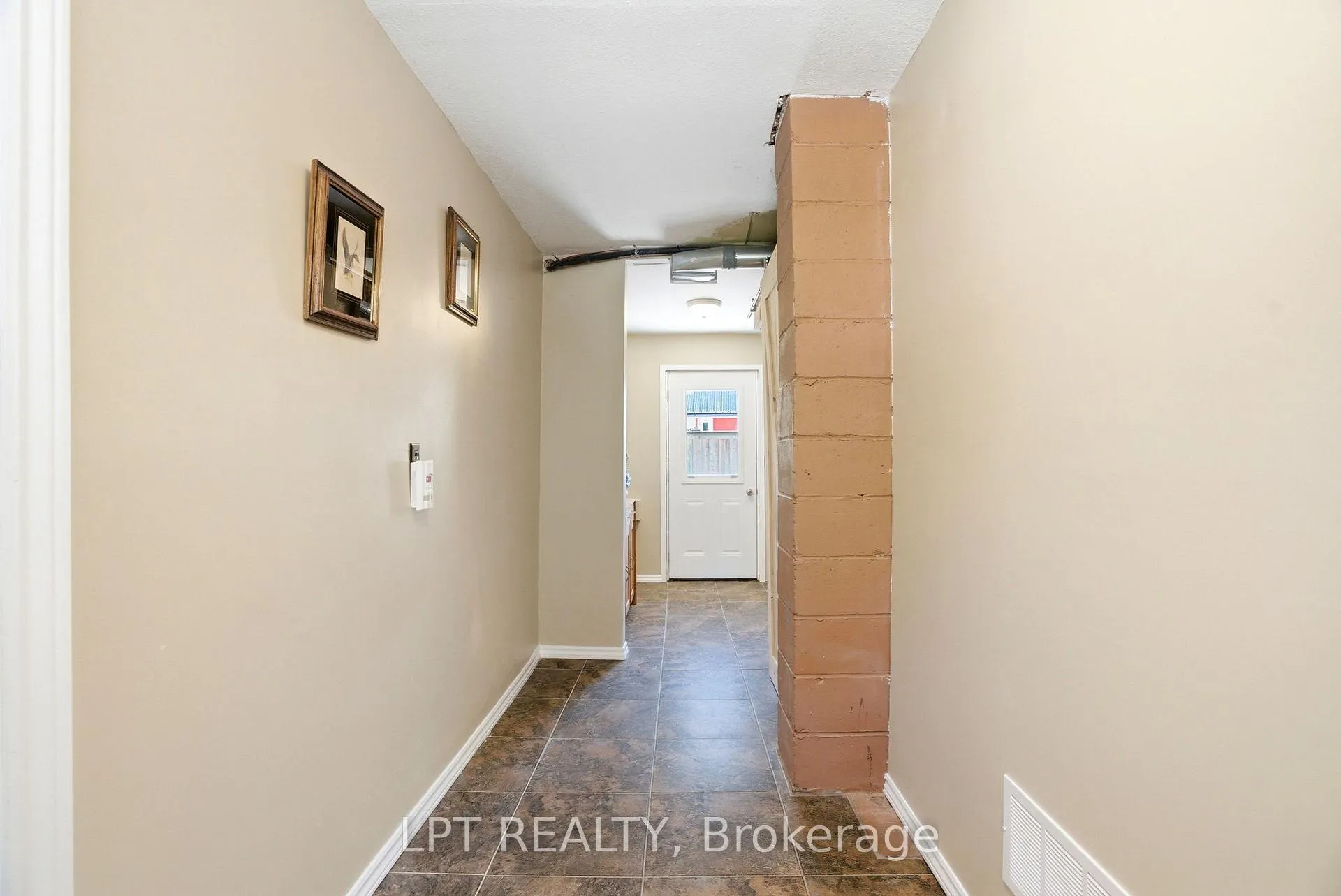 Photo 18 of 9996 Huron Street, Lambton Shores, Port Franks — HOMEH