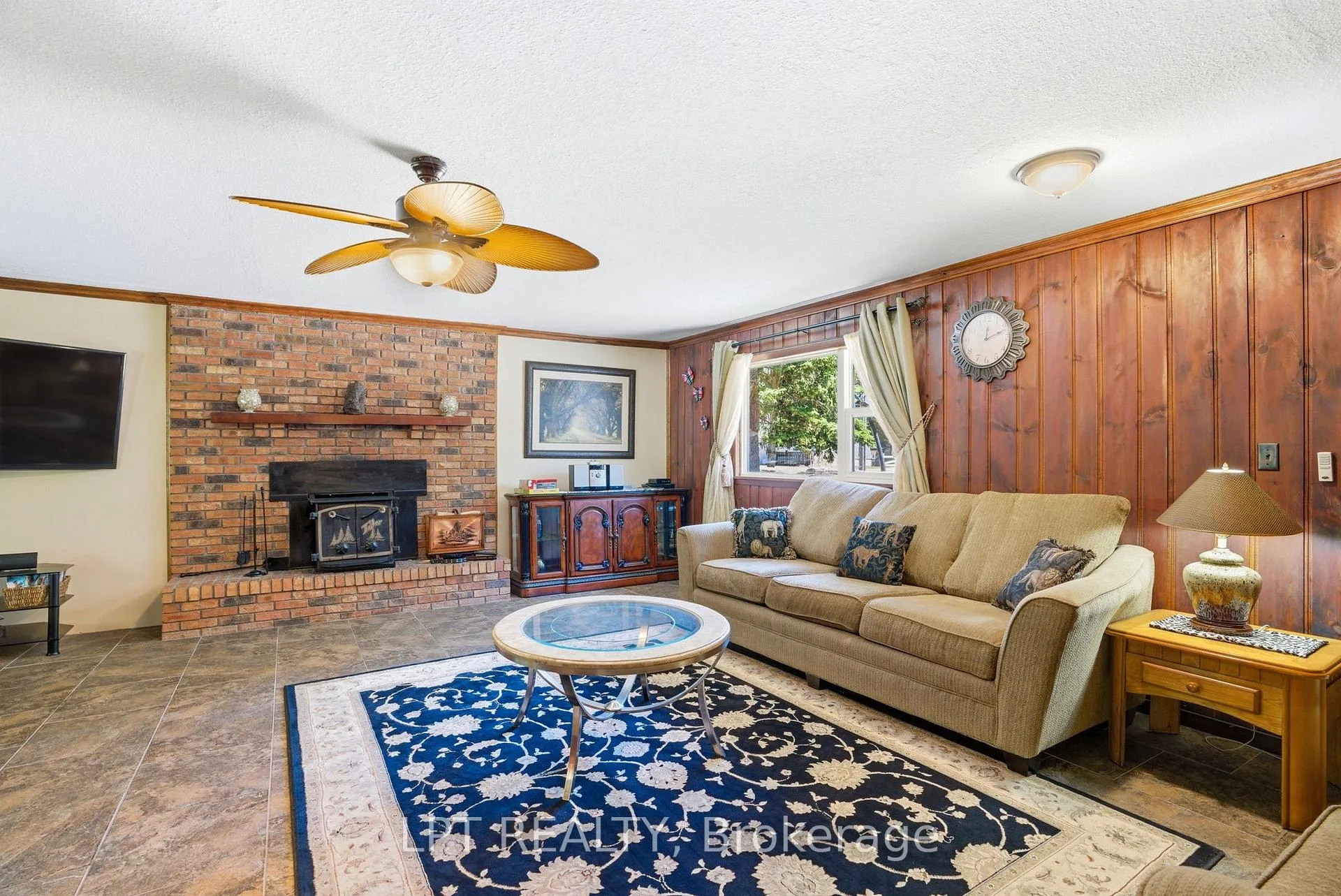Photo 20 of 9996 Huron Street, Lambton Shores, Port Franks — HOMEH
