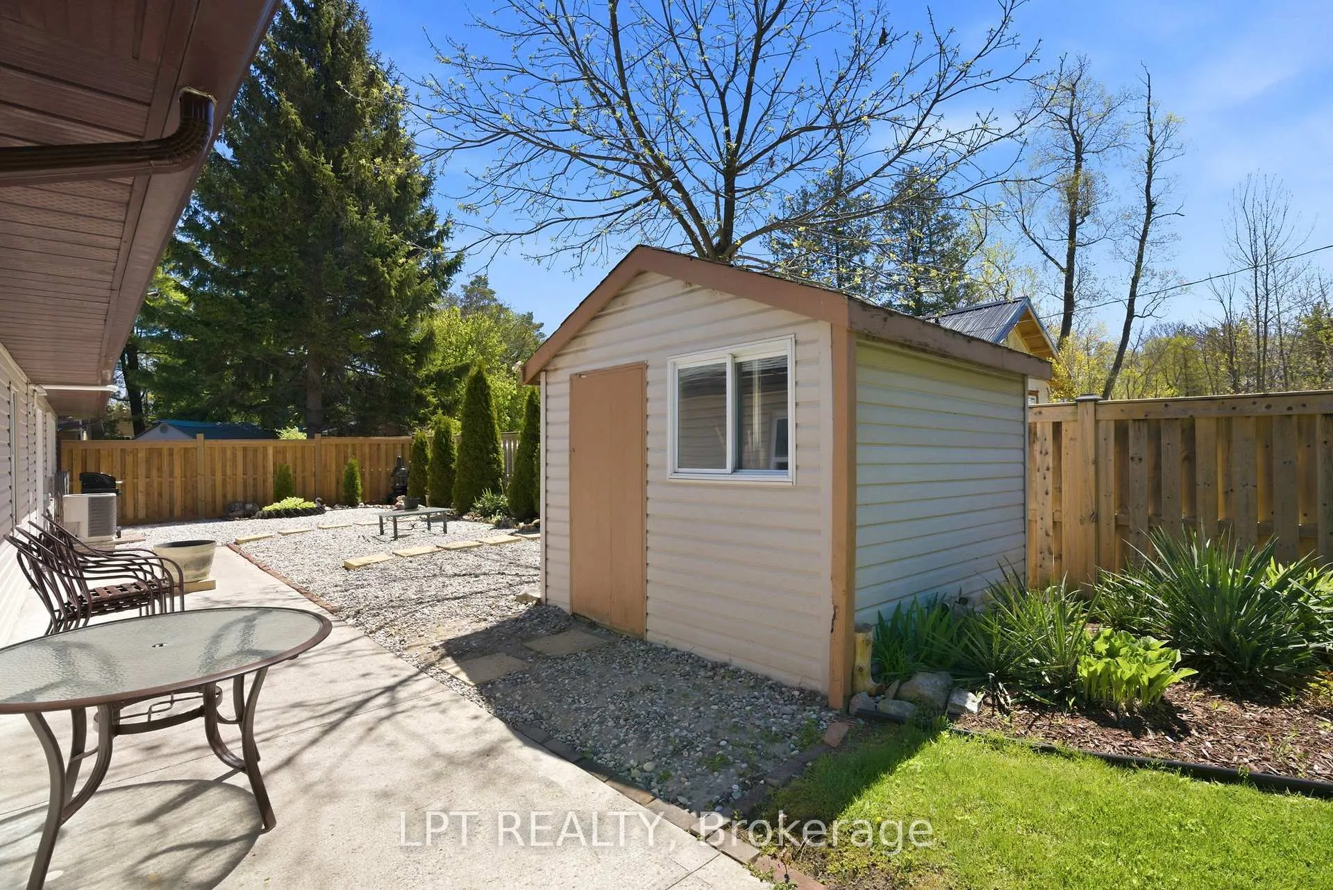 Photo 42 of 9996 Huron Street, Lambton Shores, Port Franks — HOMEH