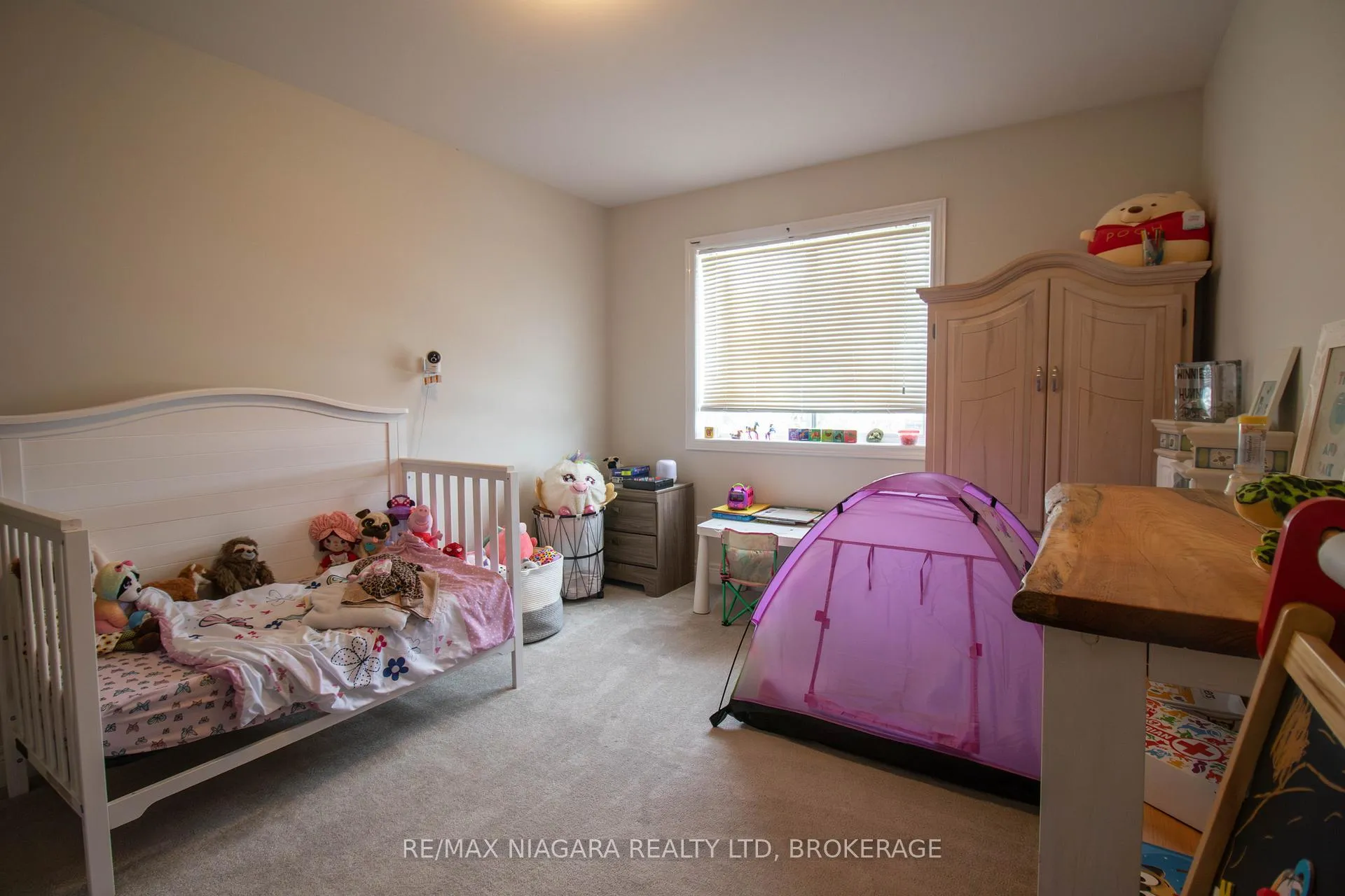 Photo 18 of Unit MAIN, 24 Manhattan Court, St. Catharines, Haig — HOMEH