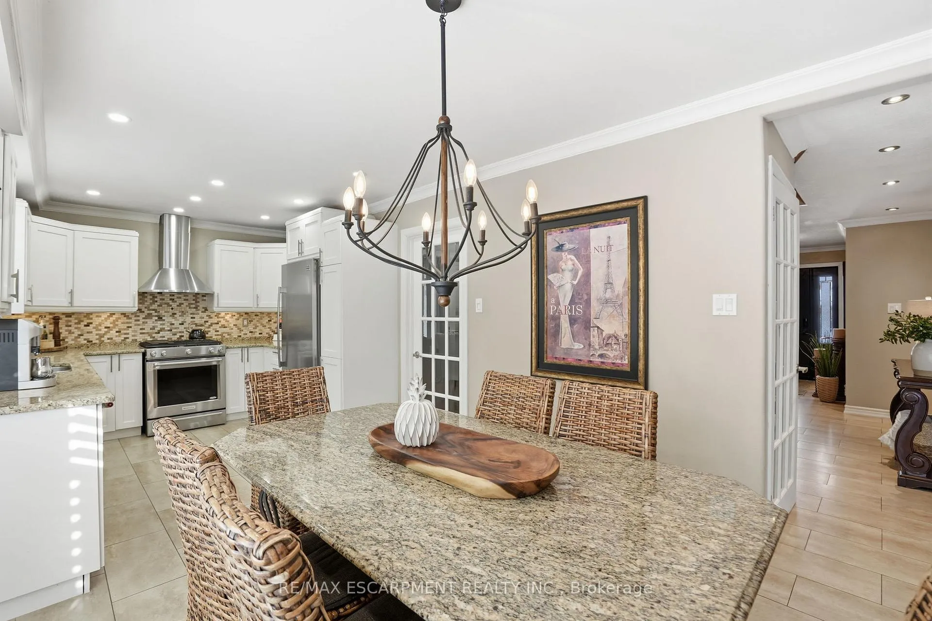 Photo 11 of 9 Stone Gate Drive, Grimsby, Grimsby Beach — HOMEH