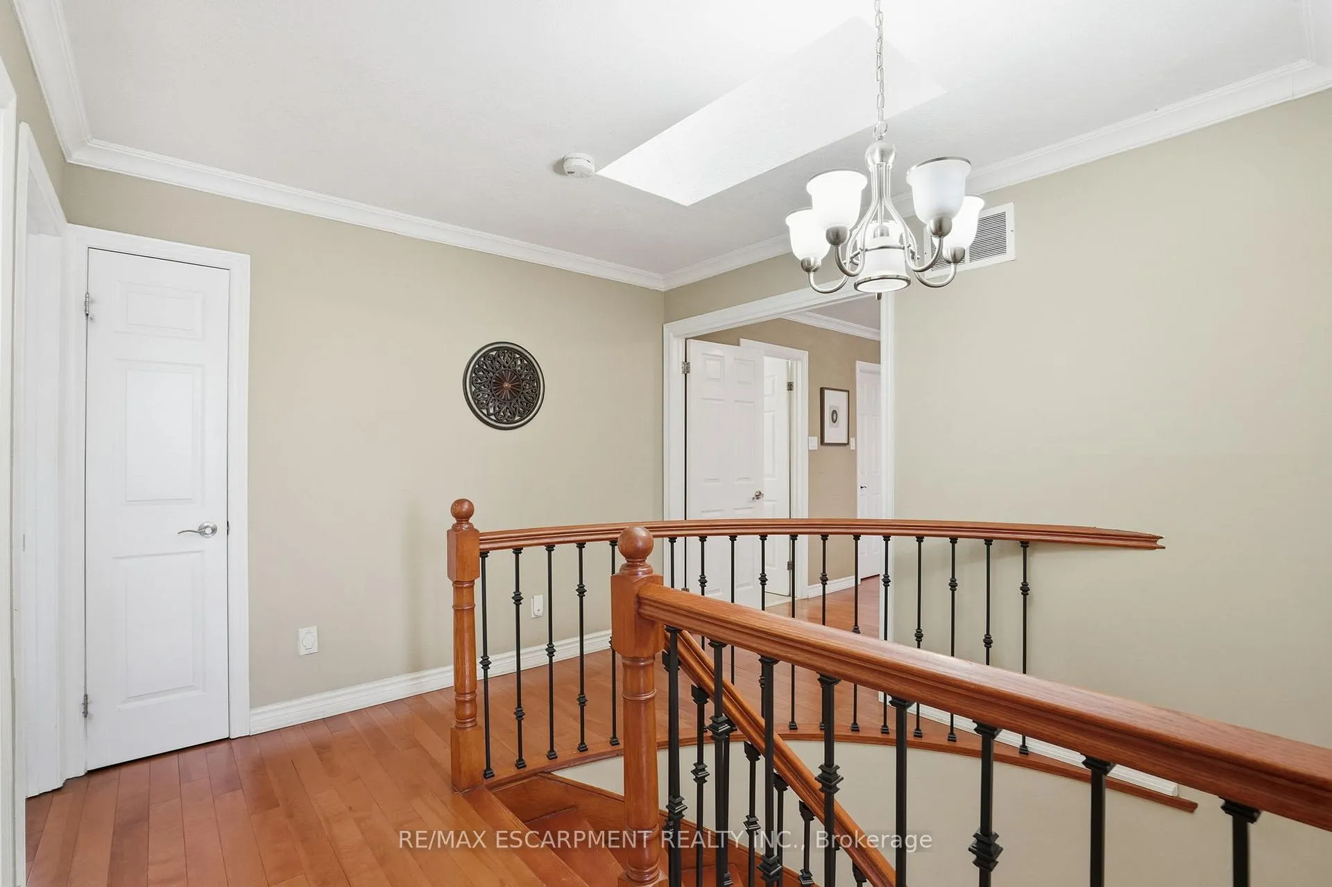 Photo 23 of 9 Stone Gate Drive, Grimsby, Grimsby Beach — HOMEH