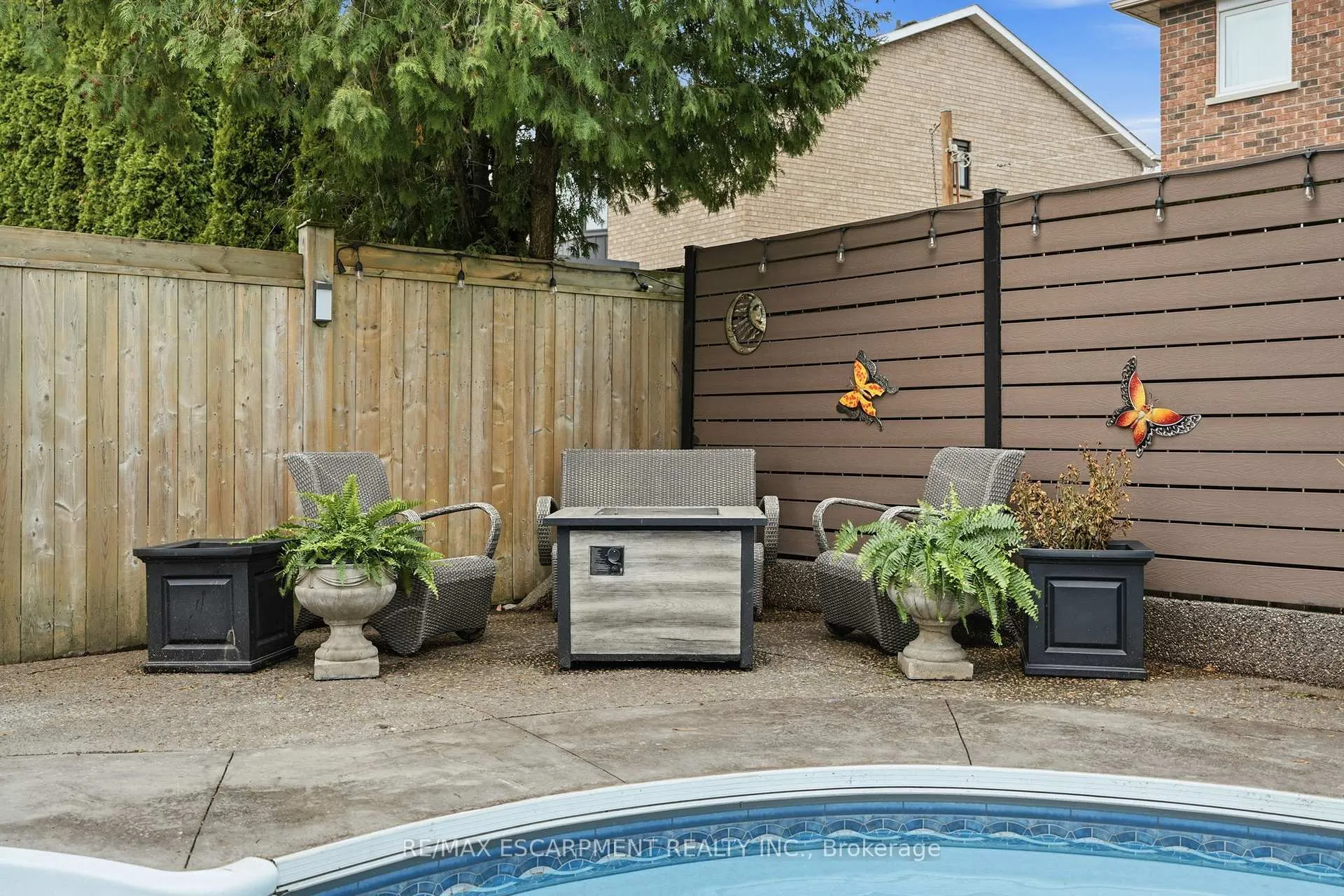 Photo 45 of 9 Stone Gate Drive, Grimsby, Grimsby Beach — HOMEH