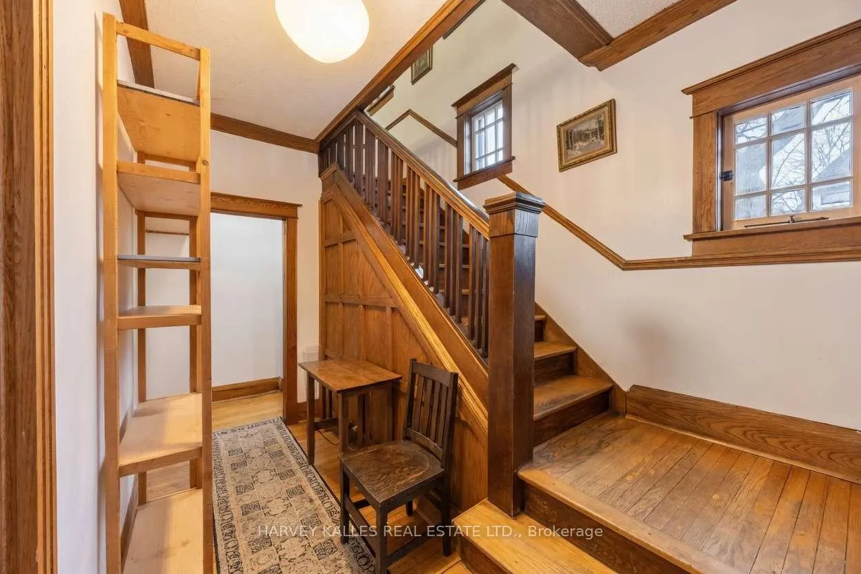 Photo 7 of 1350 Mount Pleasant Road, Toronto, Lawrence Park South — HOMEH