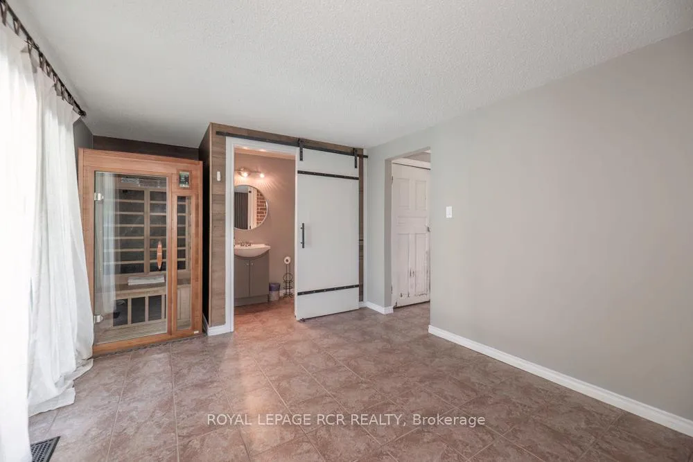 Photo 6 of 71 Morgandale Crescent, Orangeville — HOMEH