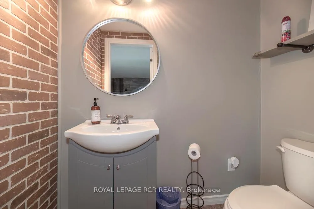 Photo 8 of 71 Morgandale Crescent, Orangeville — HOMEH