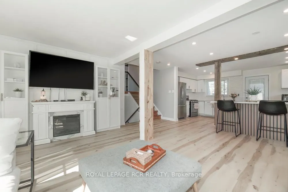 Photo 12 of 71 Morgandale Crescent, Orangeville — HOMEH