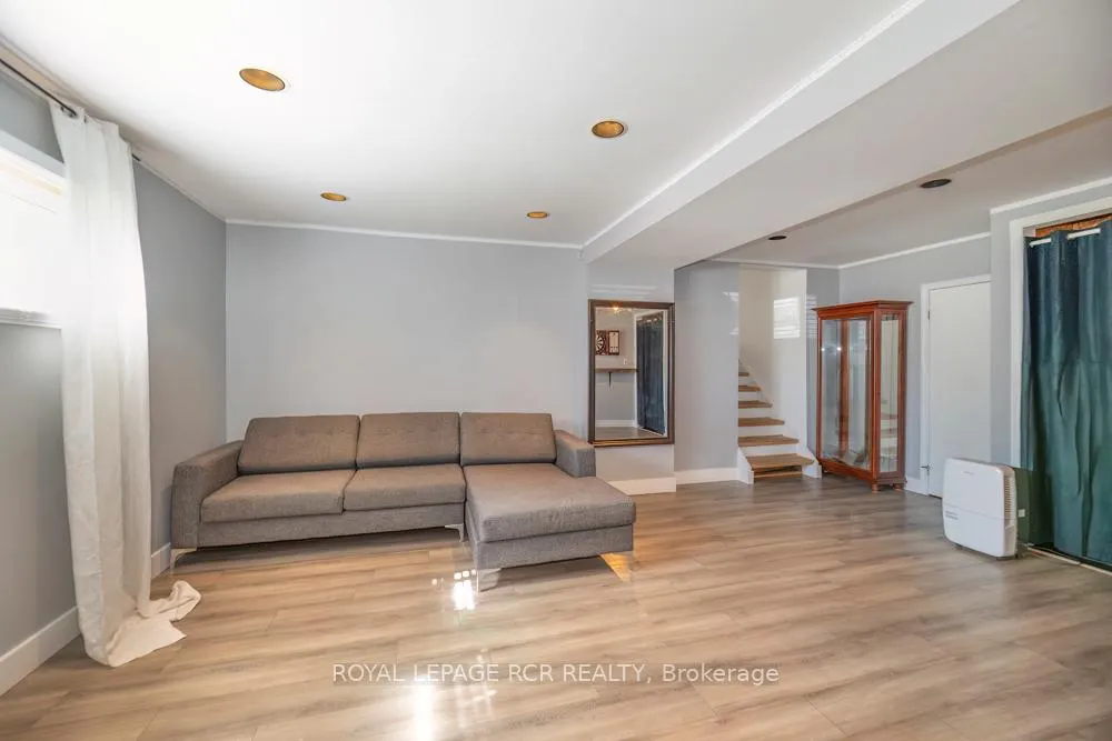 Photo 33 of 71 Morgandale Crescent, Orangeville — HOMEH