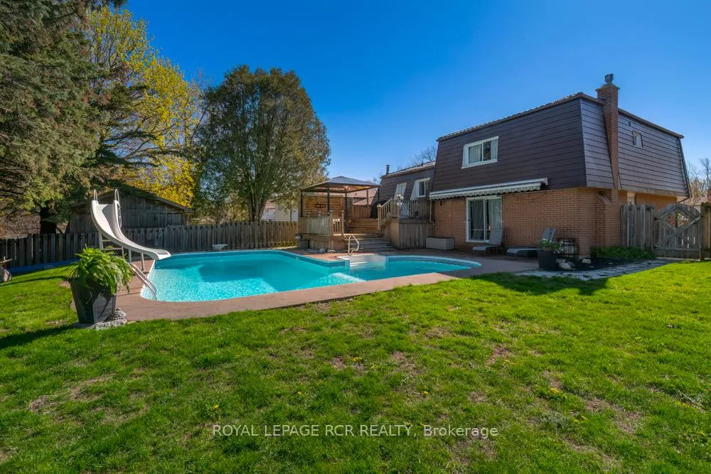 Photo 40 of 71 Morgandale Crescent, Orangeville — HOMEH