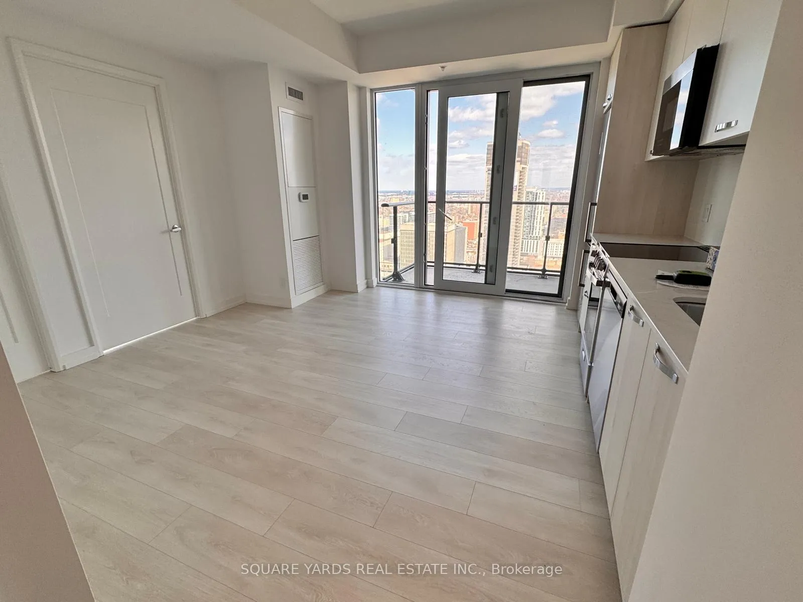 Photo 9 of Unit 2706, 75 James Street S, Hamilton, Durand — HOMEH