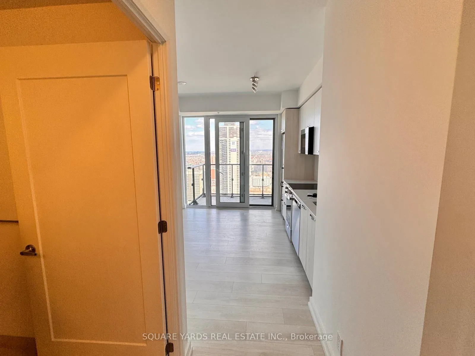 Photo 10 of Unit 2706, 75 James Street S, Hamilton, Durand — HOMEH