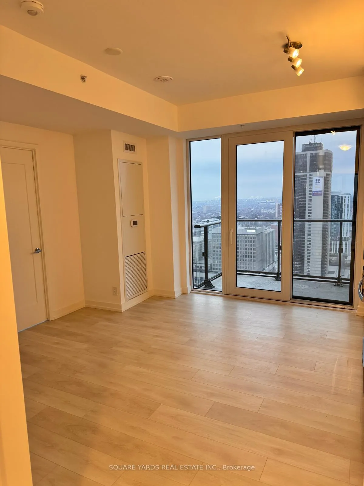 Photo 34 of Unit 2706, 75 James Street S, Hamilton, Durand — HOMEH