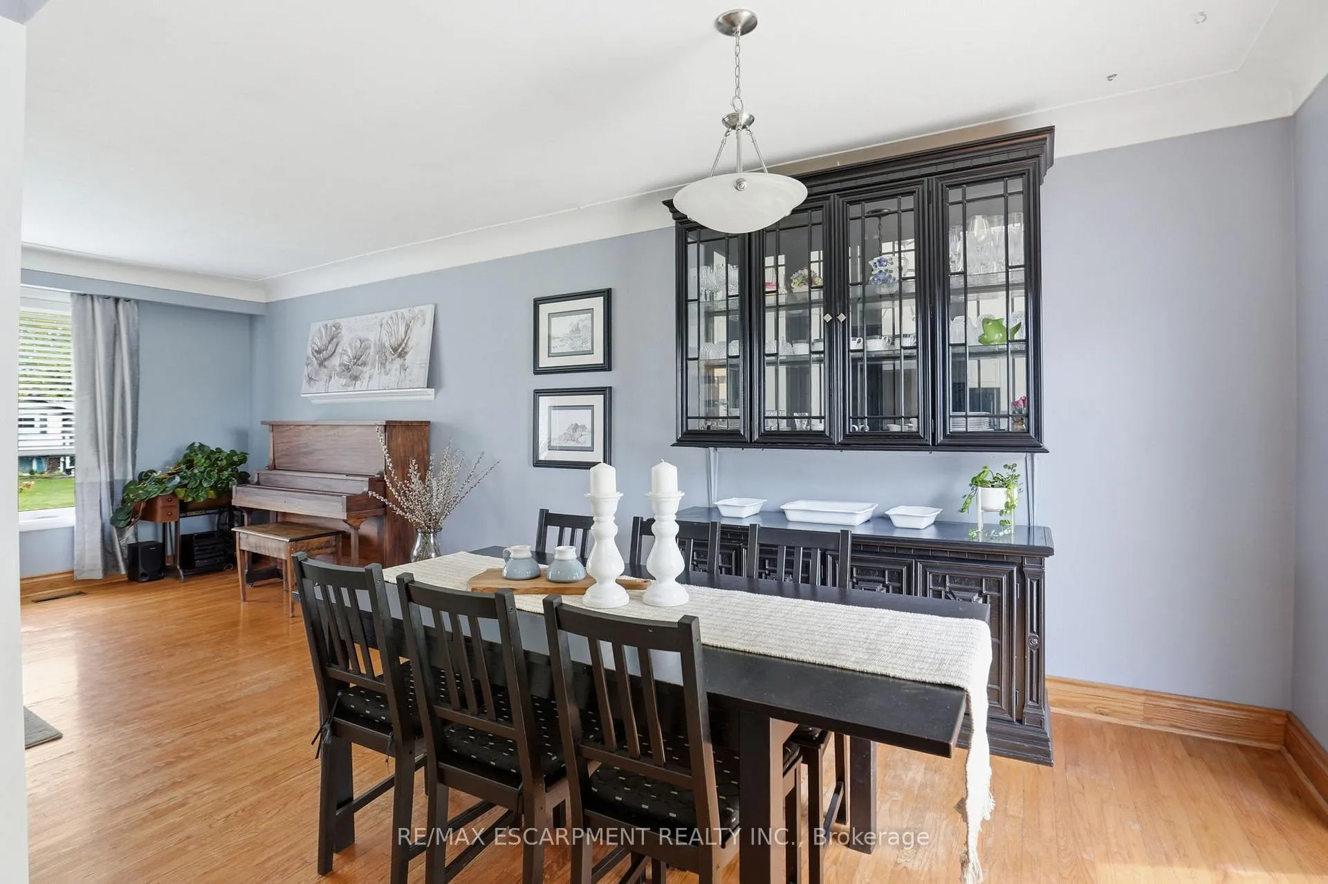 Photo 11 of 31 Algonquin Avenue, Hamilton, Rural Flamborough — HOMEH