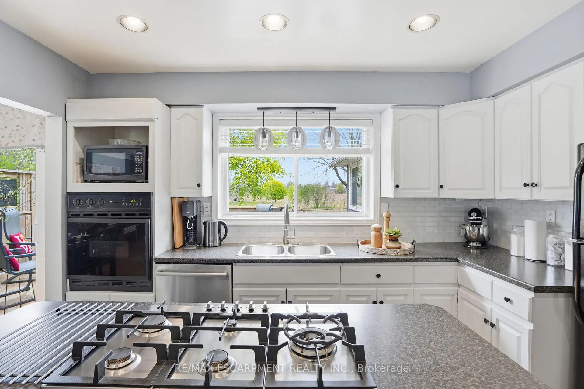 Photo 14 of 31 Algonquin Avenue, Hamilton, Rural Flamborough — HOMEH