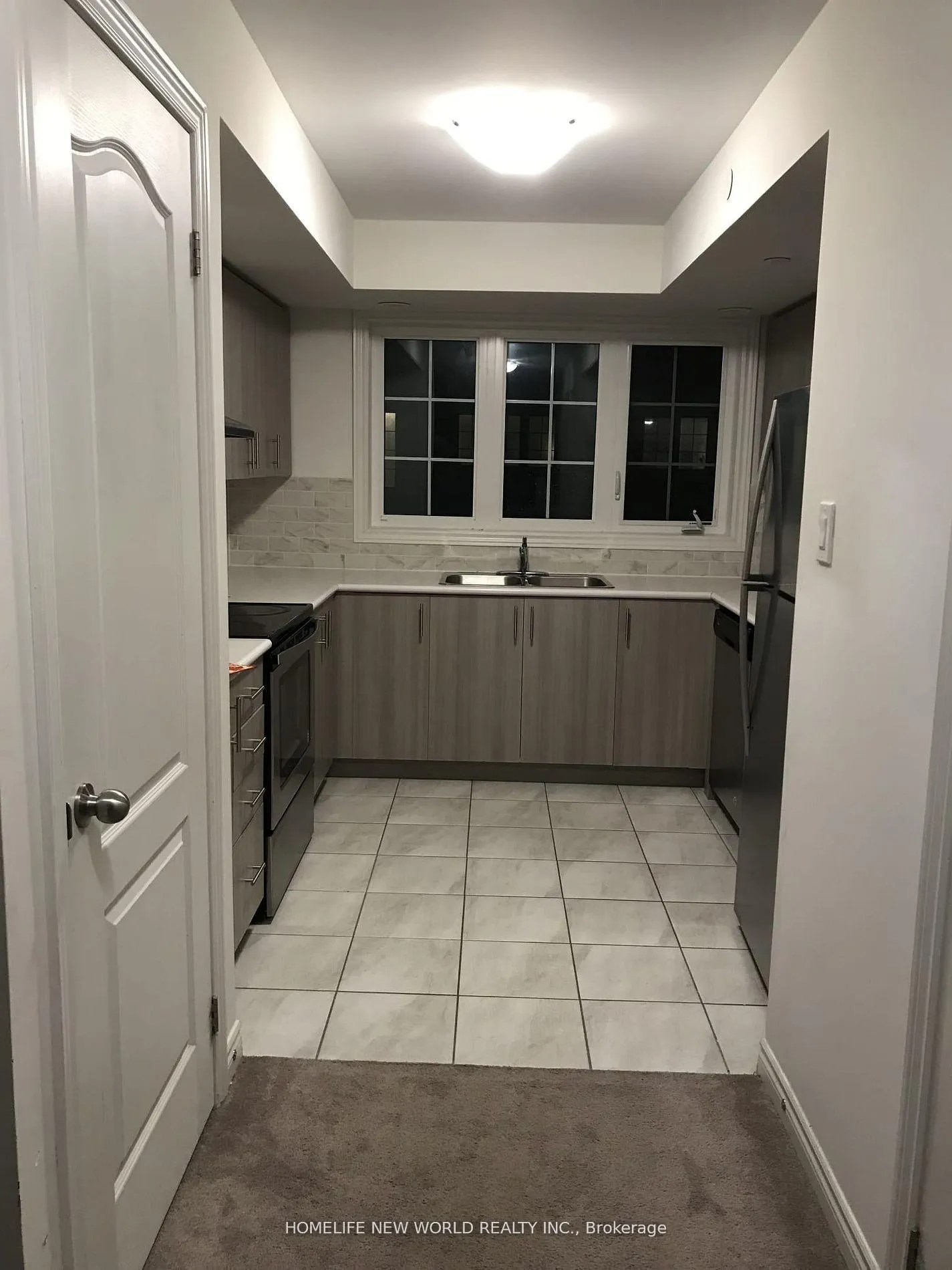 Photo 3 of 2214 Chevron Prince Path, Oshawa, Windfields — HOMEH