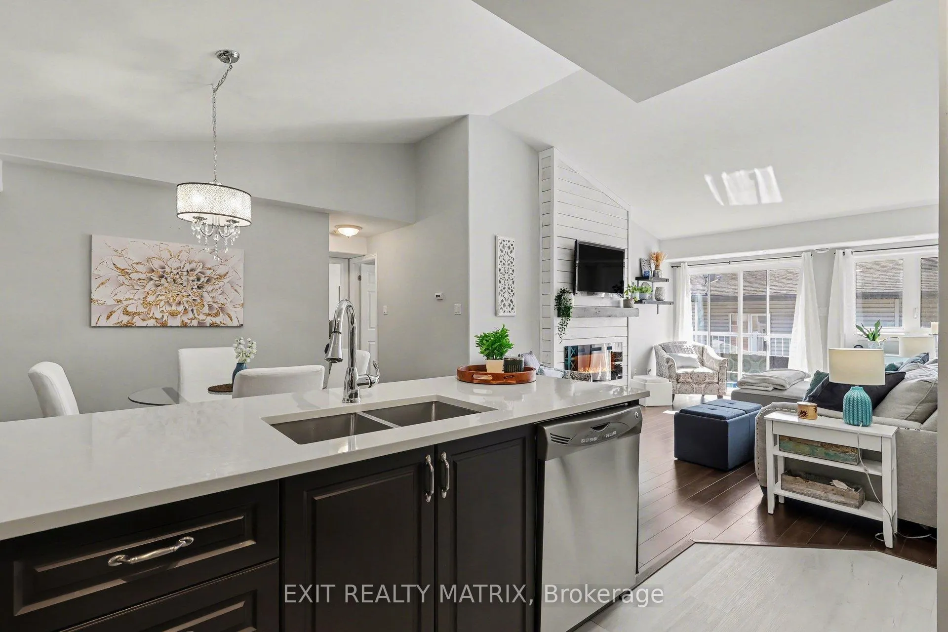 Photo 16 of Unit 2, 1238 Marenger Street, Ottawa, Convent Glen South — HOMEH