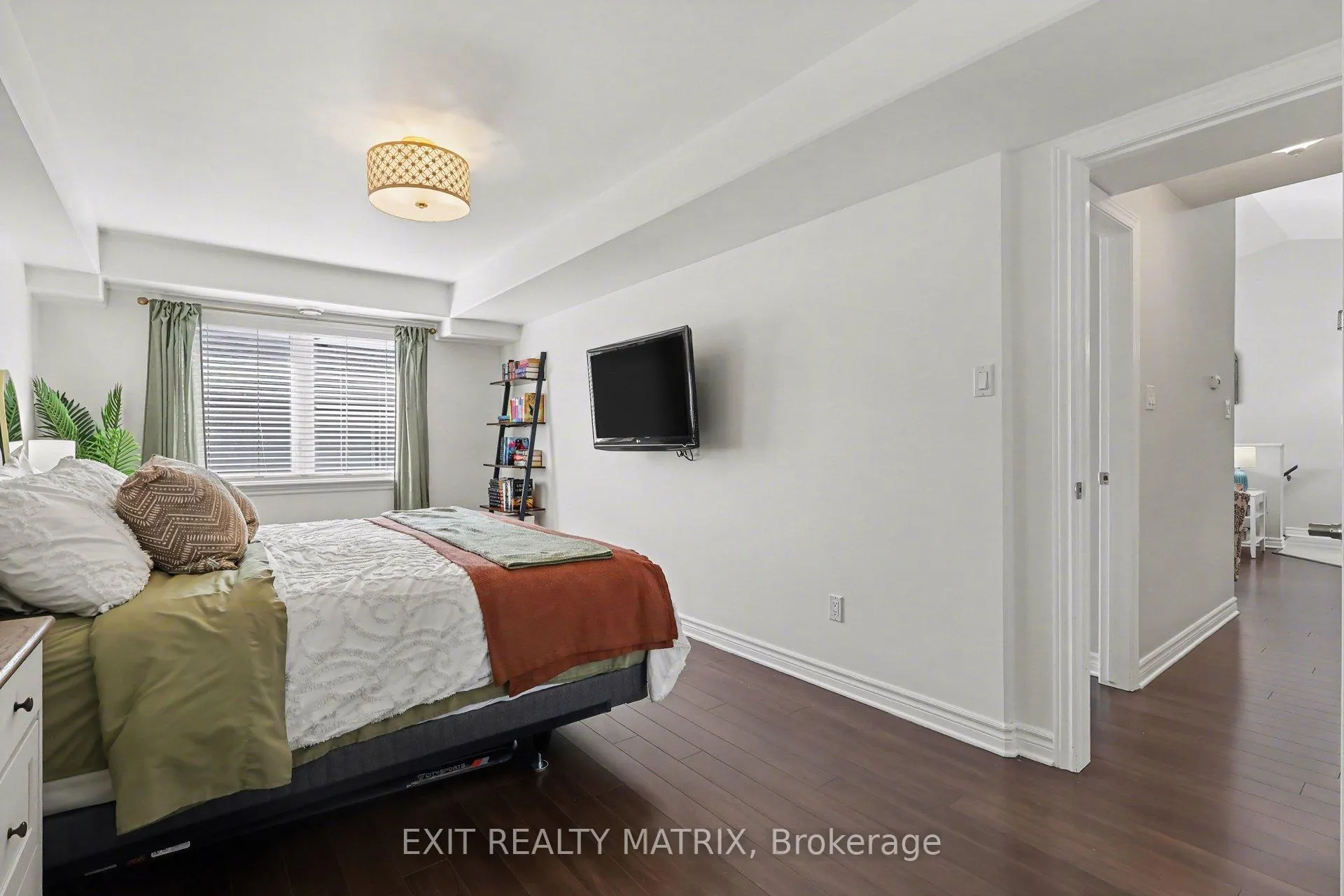 Photo 19 of Unit 2, 1238 Marenger Street, Ottawa, Convent Glen South — HOMEH