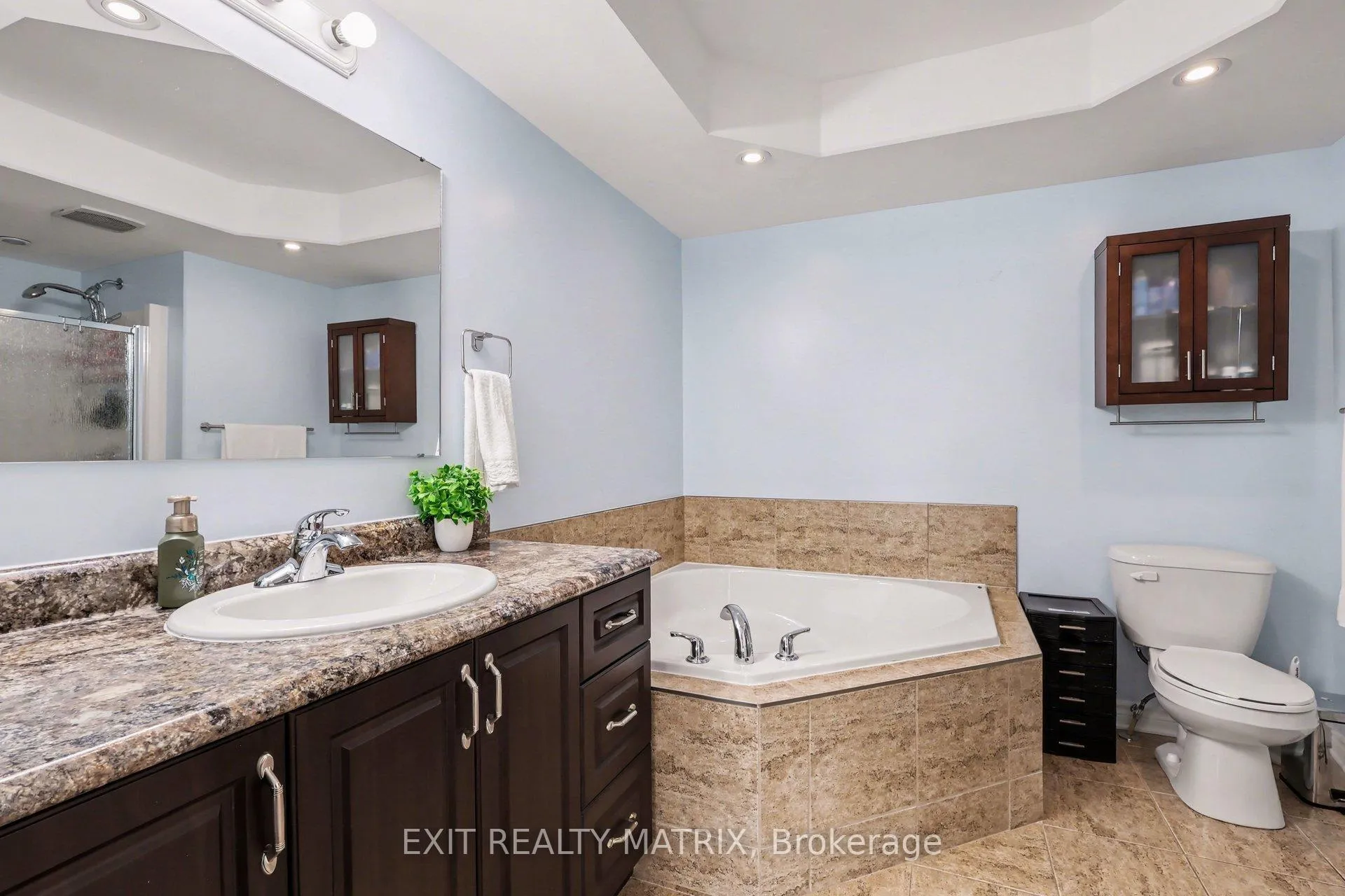 Photo 25 of Unit 2, 1238 Marenger Street, Ottawa, Convent Glen South — HOMEH