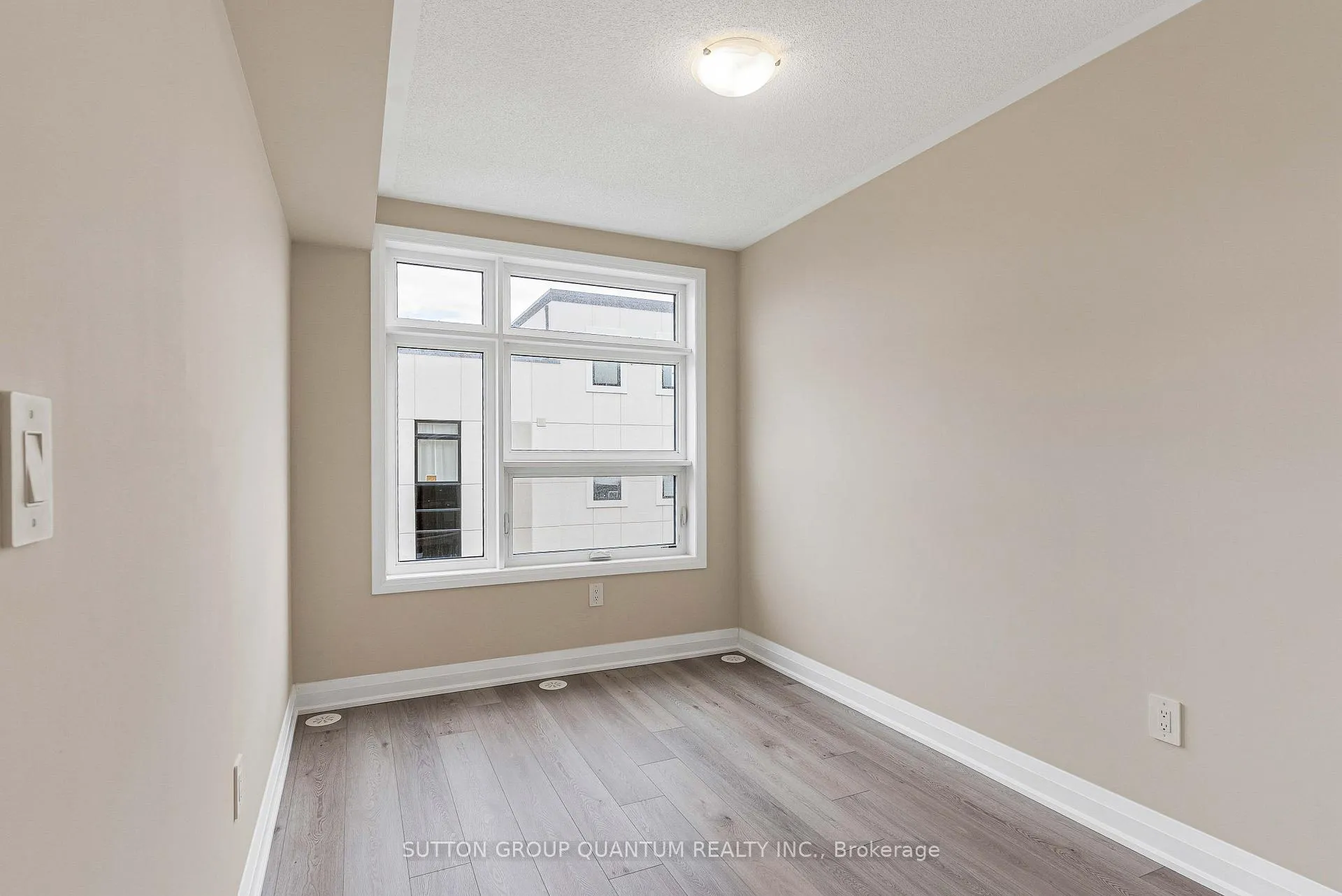 Photo 19 of Unit 111, 1589 Rose Way, Milton, Cobban — HOMEH