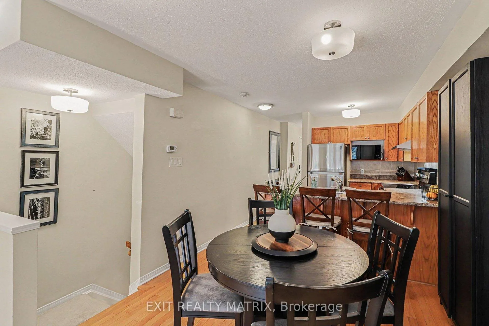 Photo 13 of 88 Strathaven Private, Ottawa, Cyrville — HOMEH