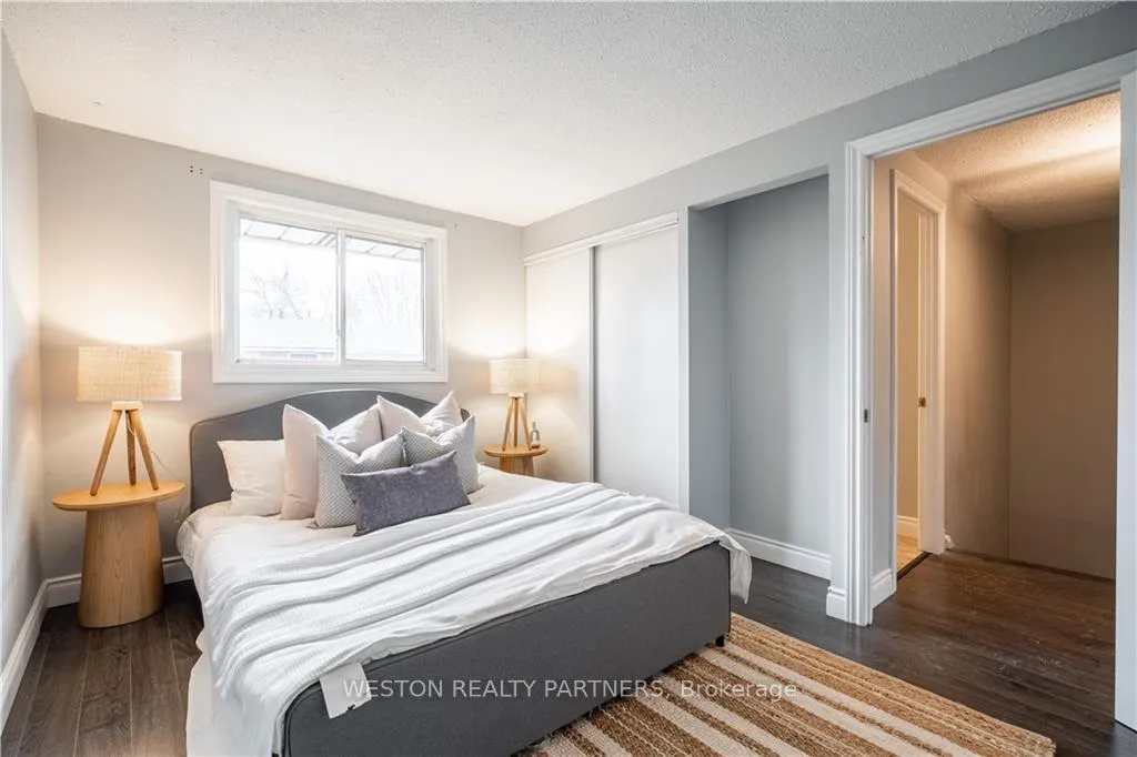 Photo 4 of Unit 8, 125 Limeridge Road W, Hamilton, Rolston — HOMEH