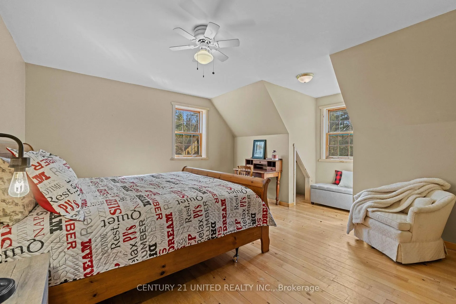 Photo 21 of 28 Van Luven Lane, Hamilton Township, Baltimore — HOMEH
