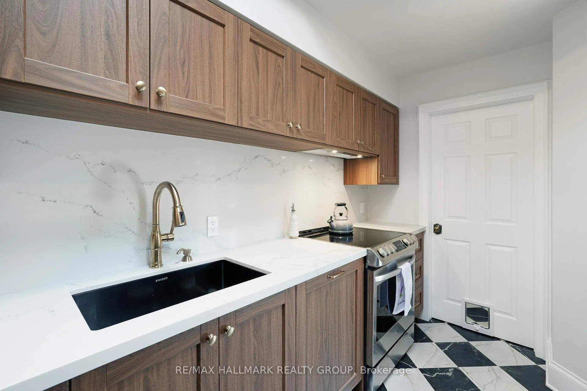 Photo 17 of Unit 5, 274 Daly Avenue, Ottawa, Sandy Hill — HOMEH